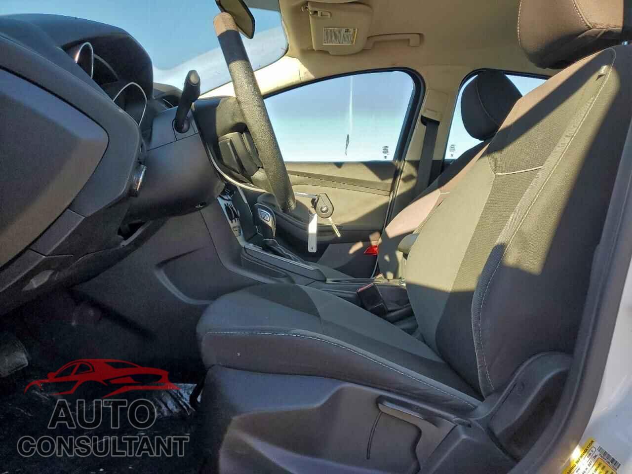 FORD FOCUS 2014 - 1FADP3F29EL159358