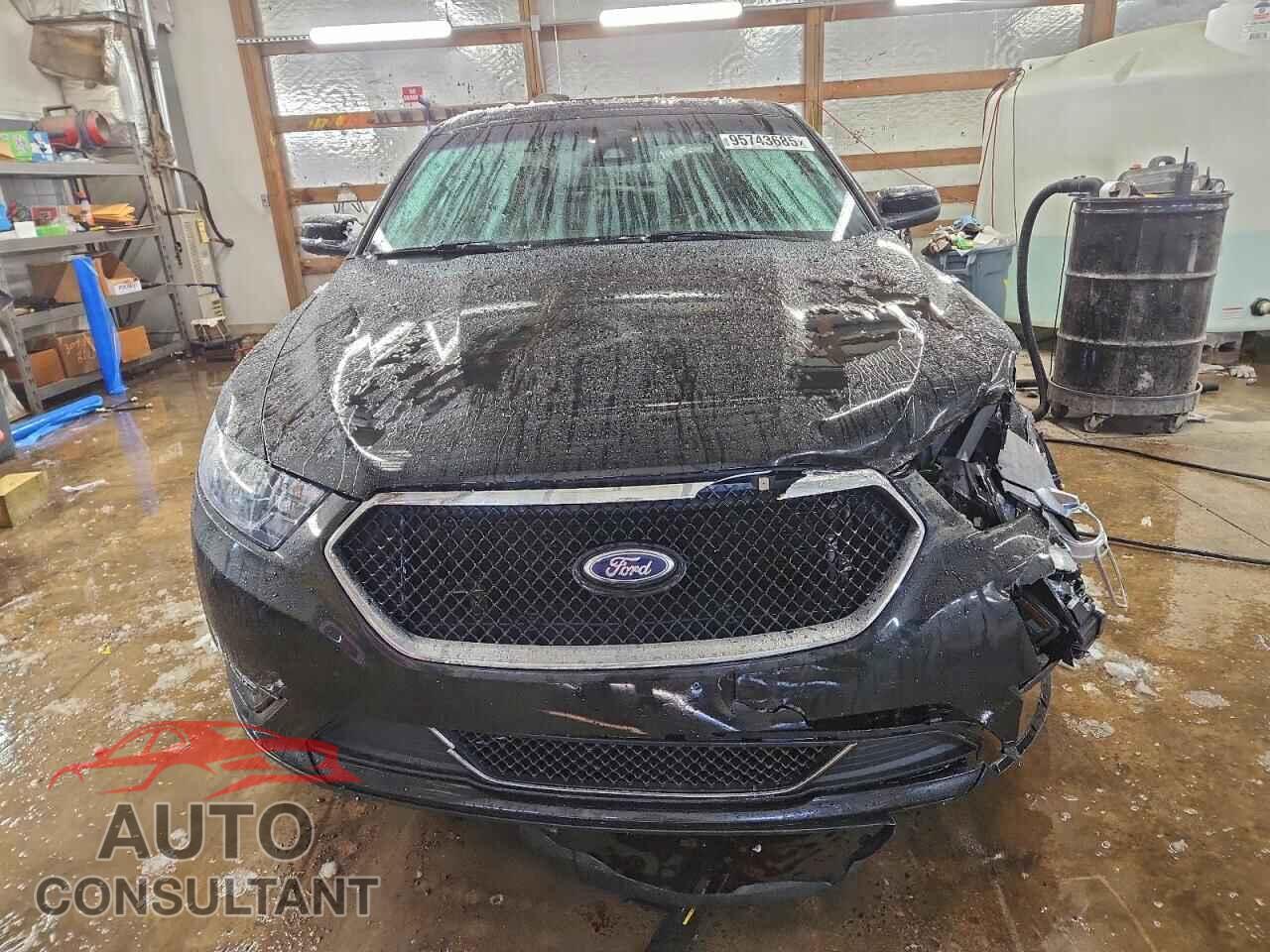 FORD TAURUS 2015 - 1FAHP2KT4FG174676