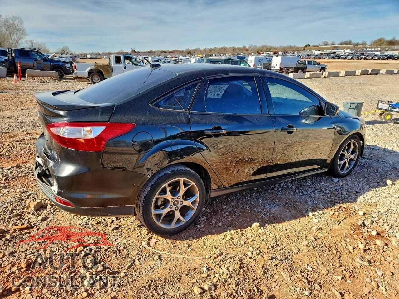 FORD FOCUS 2013 - 1FADP3F23DL240872