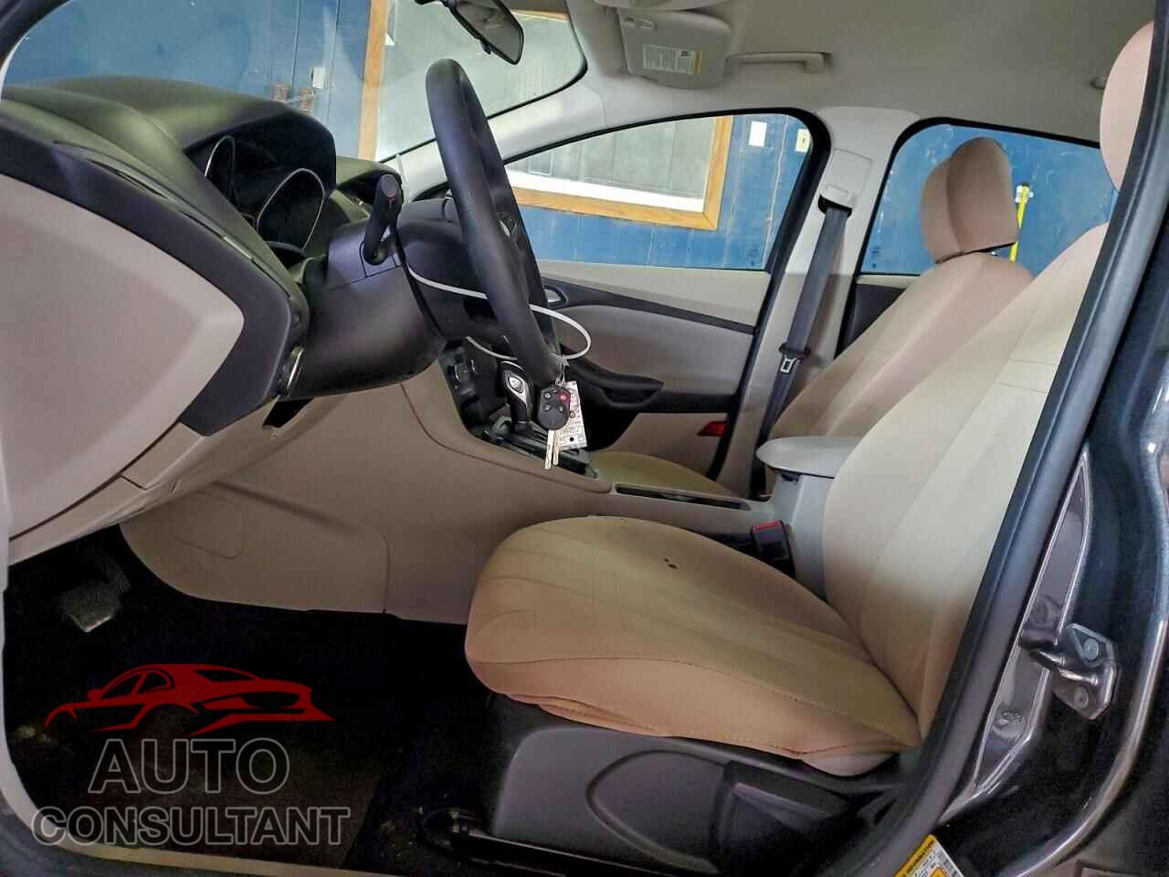 FORD FOCUS 2016 - 1FADP3KE5GL314474