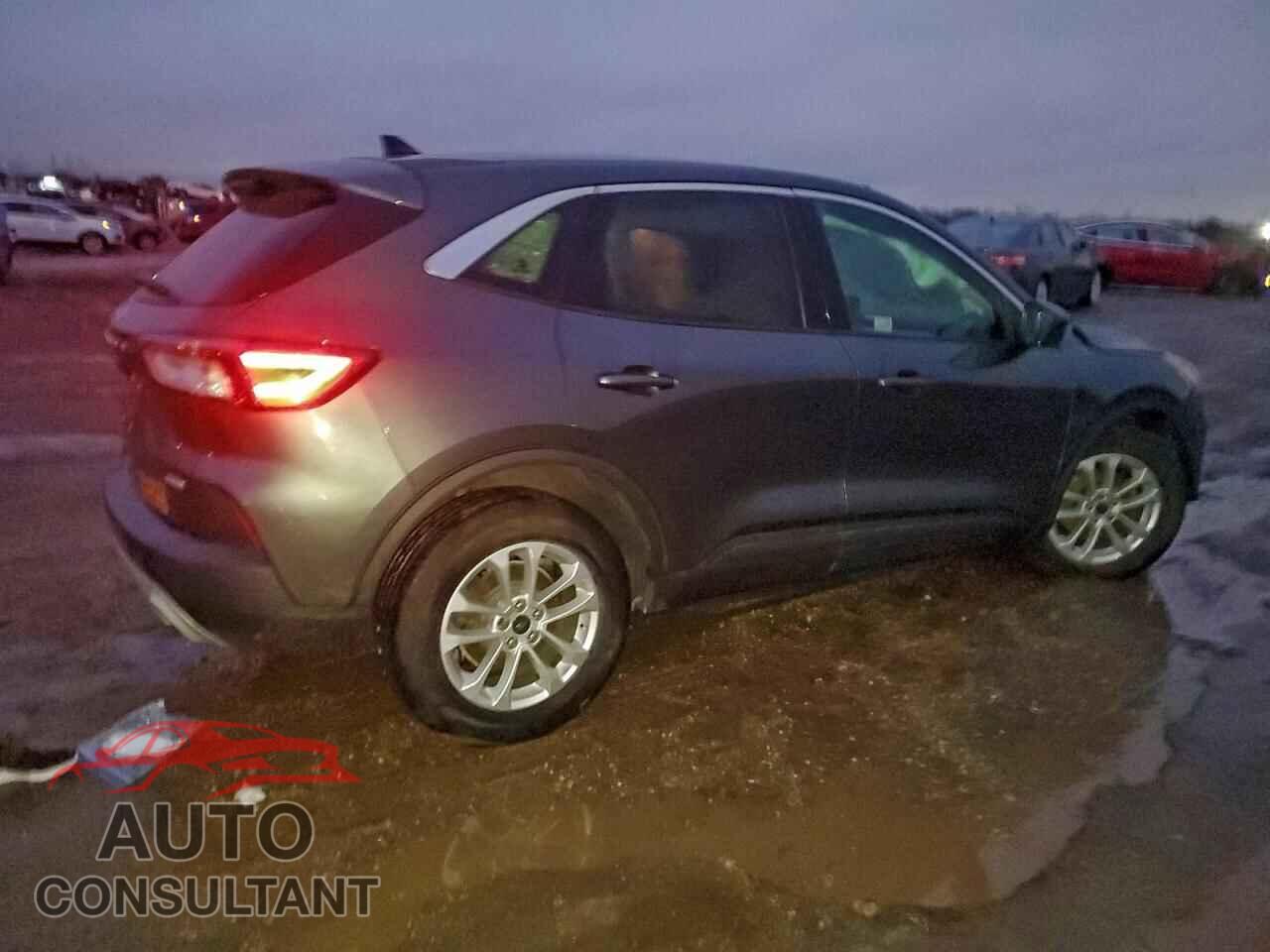 FORD ESCAPE 2020 - 1FMCU0G60LUA48845