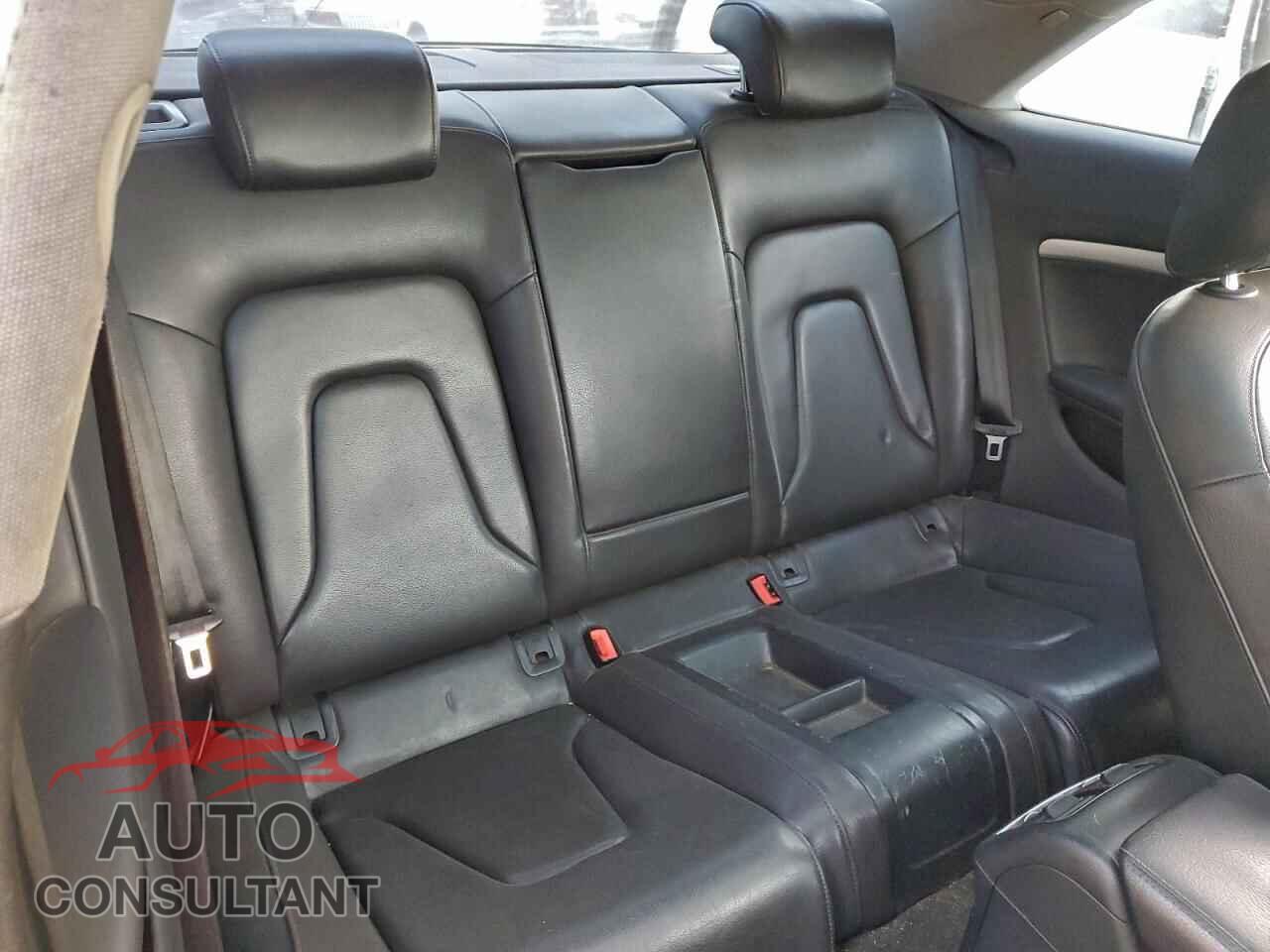 AUDI A5 2013 - WAUCFAFR0DA057870