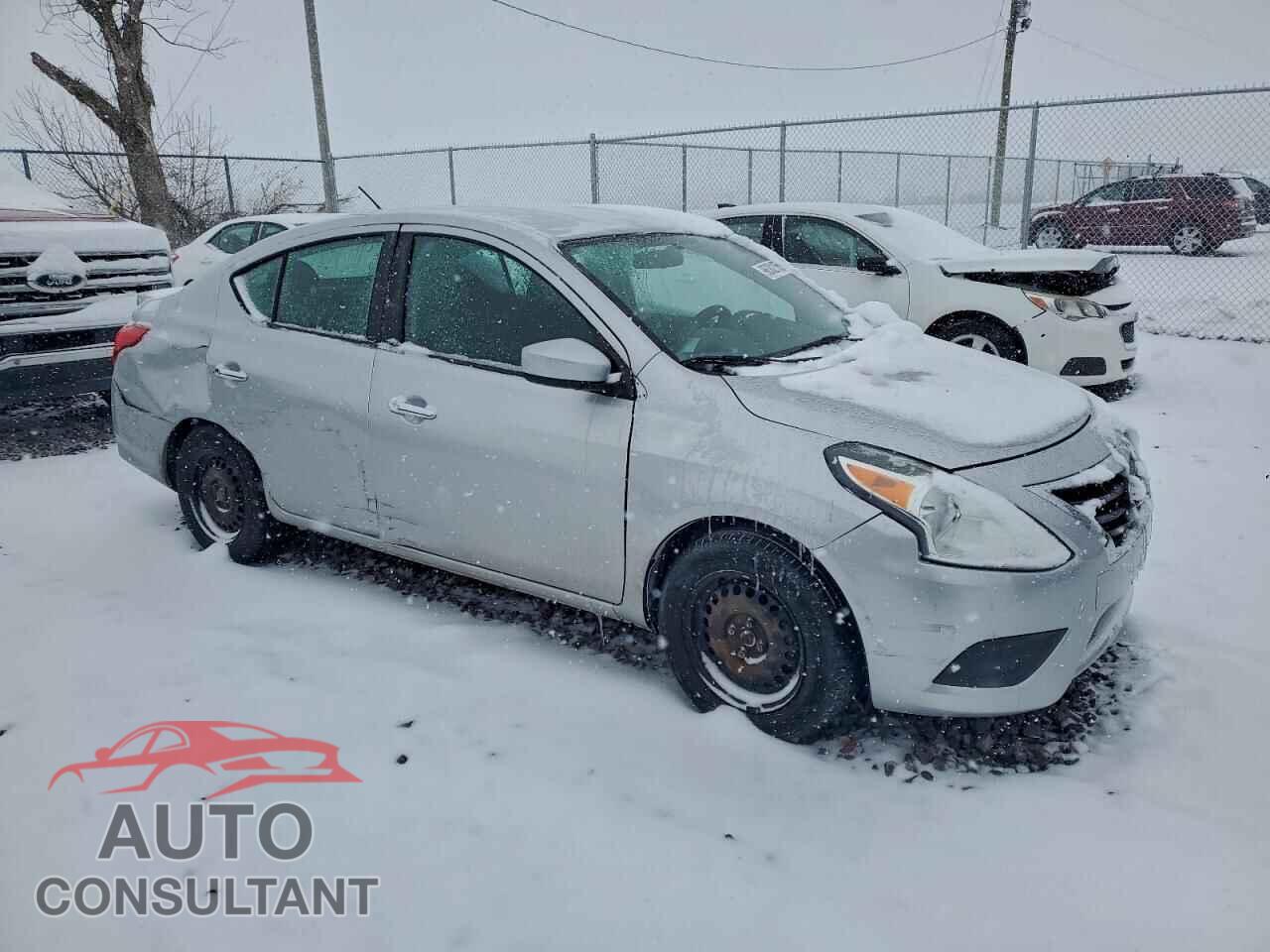 NISSAN VERSA 2017 - 3N1CN7AP3HL801557