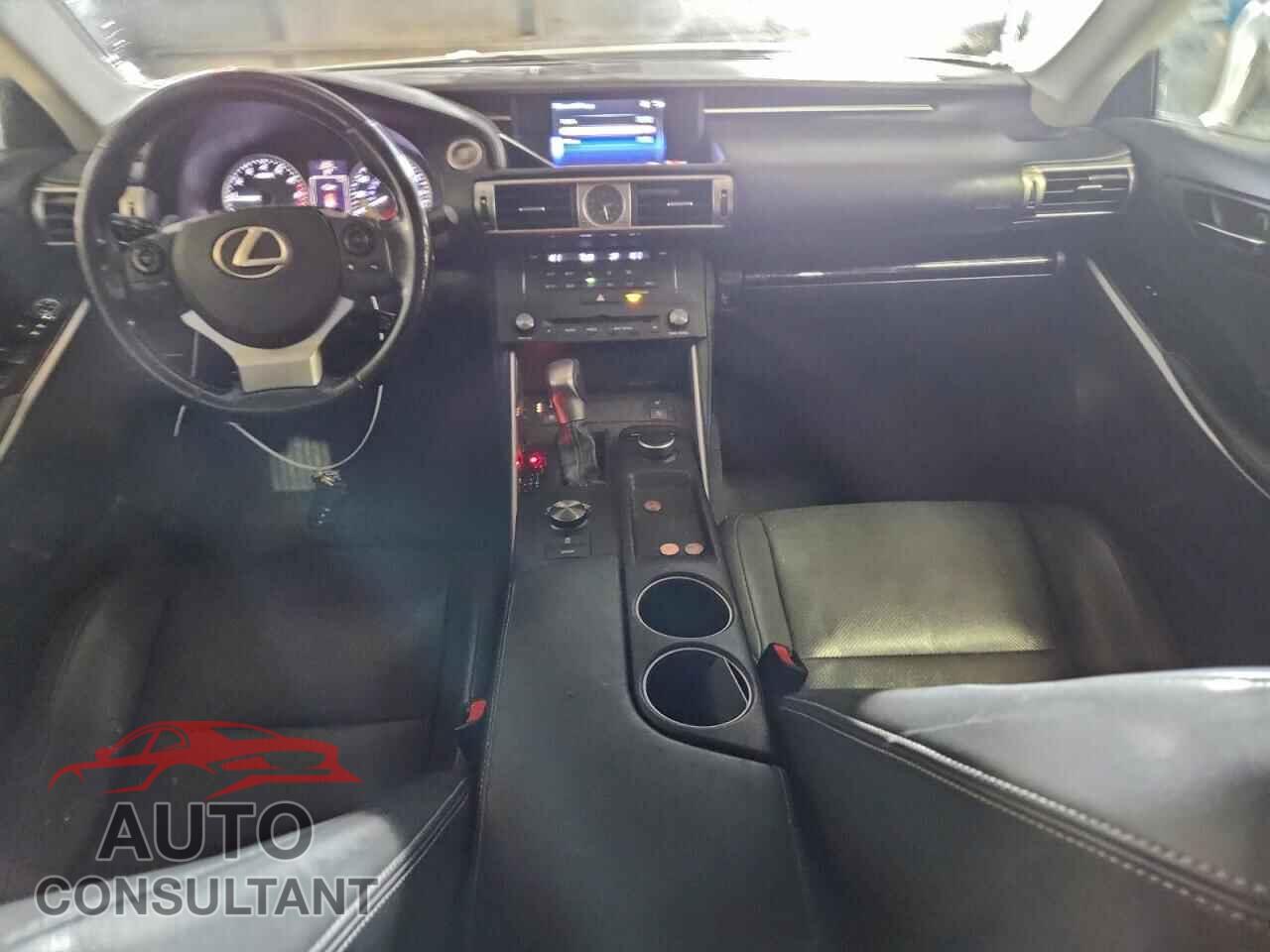 LEXUS IS 2016 - JTHCM1D27G5008207