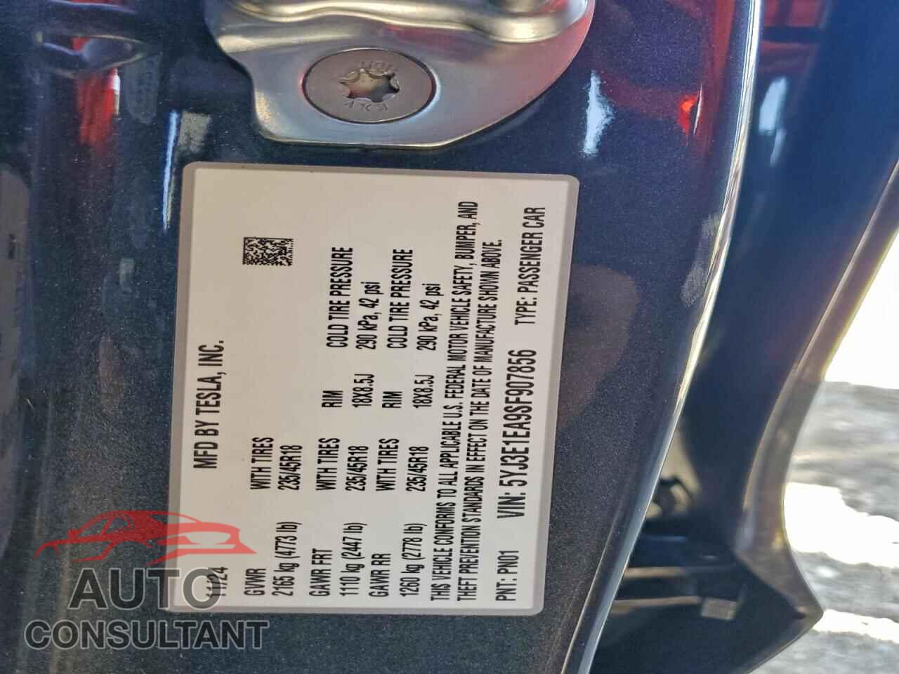 TESLA MODEL 3 2025 - 5YJ3E1EA9SF907856