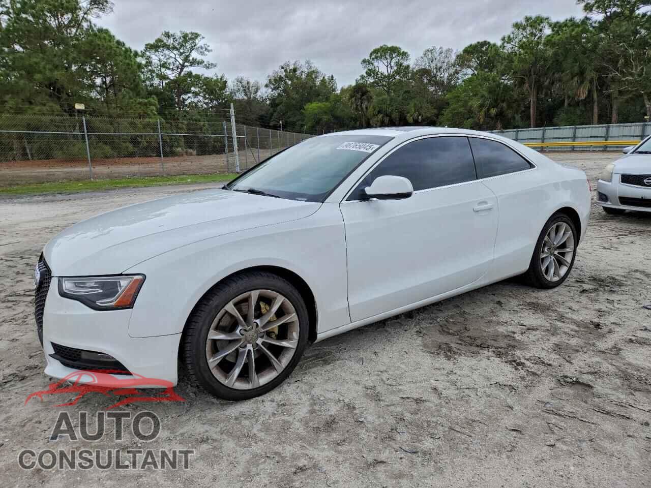 AUDI A5 2013 - WAUCFAFR4DA072341
