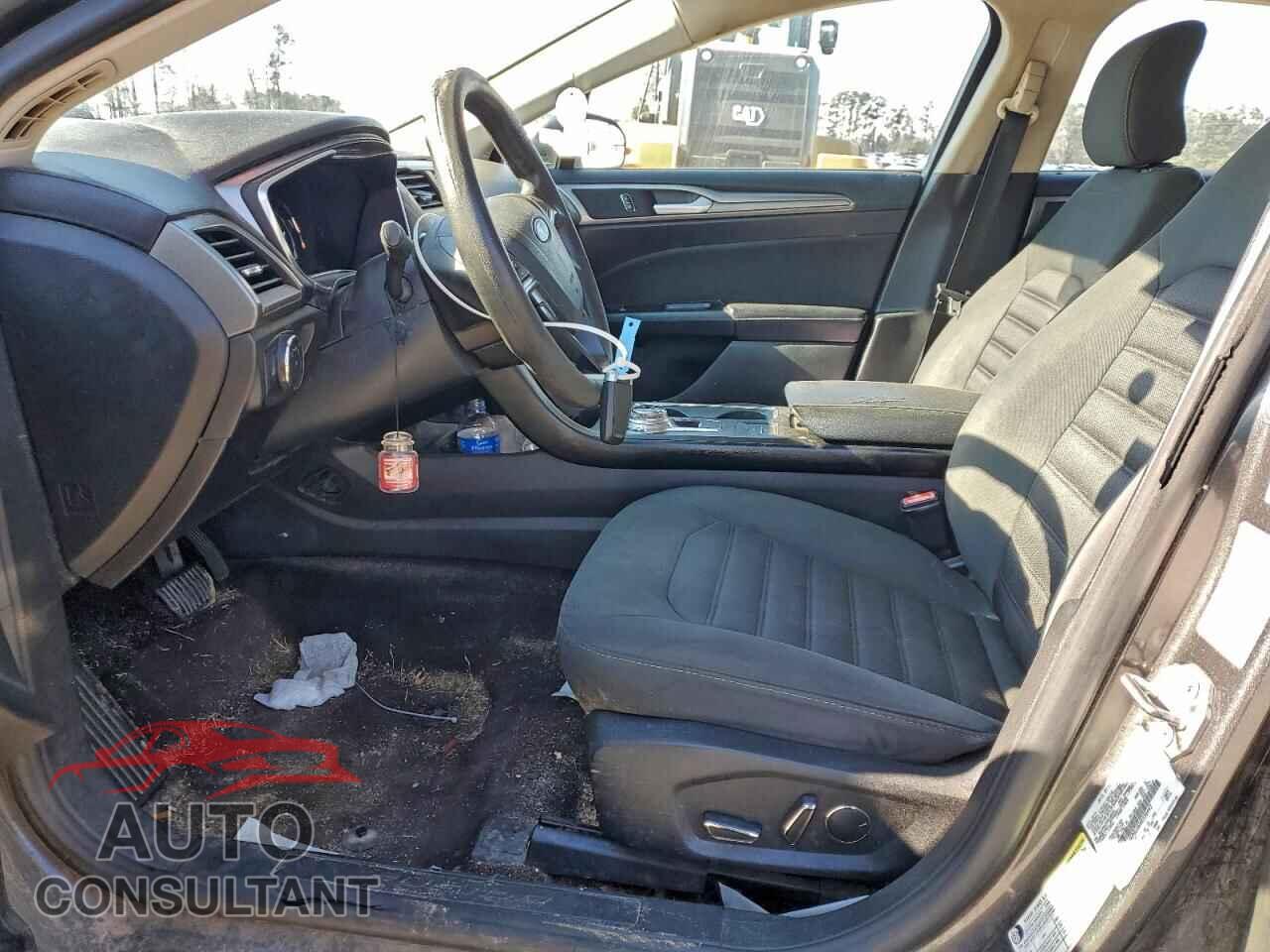 FORD FUSION 2017 - 3FA6P0LU6HR238442