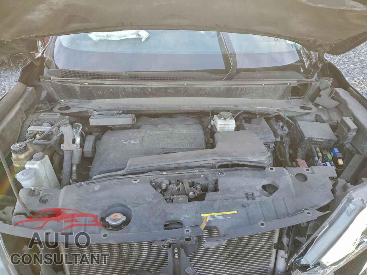 NISSAN PATHFINDER 2017 - 5N1DR2MM2HC662152