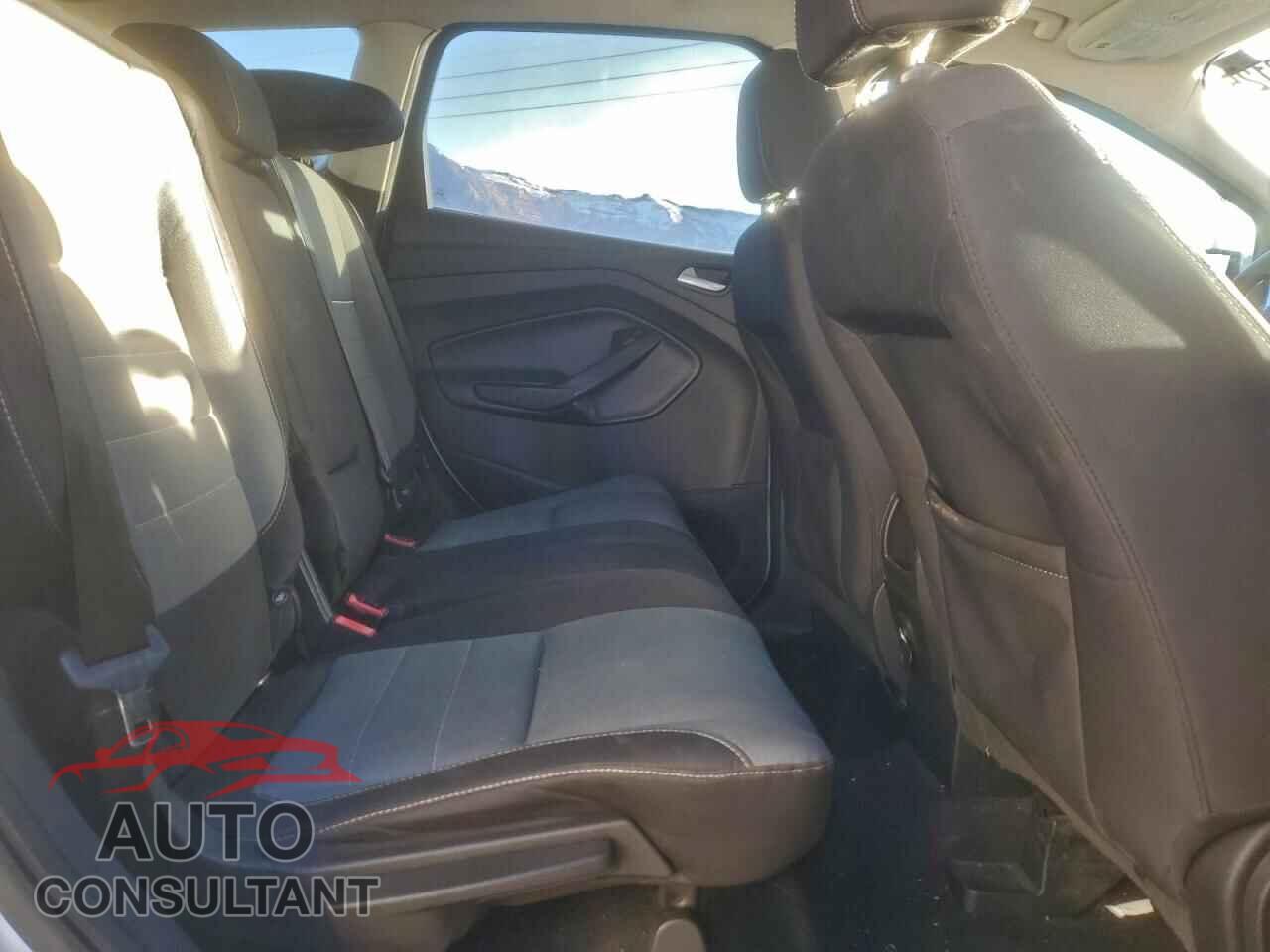 FORD ESCAPE 2015 - 1FMCU0G95FUB20430