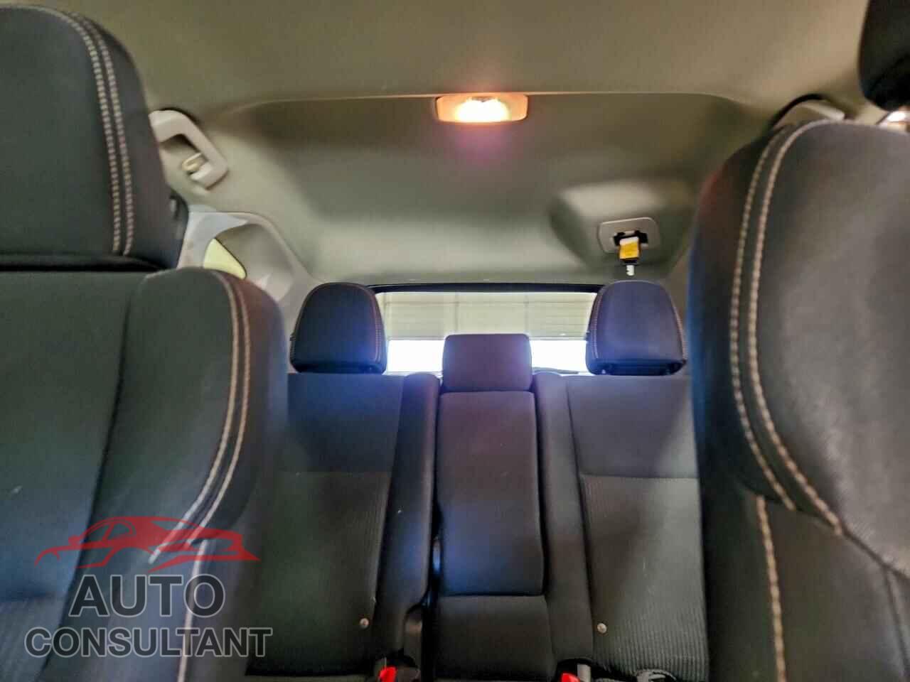 TOYOTA RAV4 2014 - 2T3RFREV3EW158317