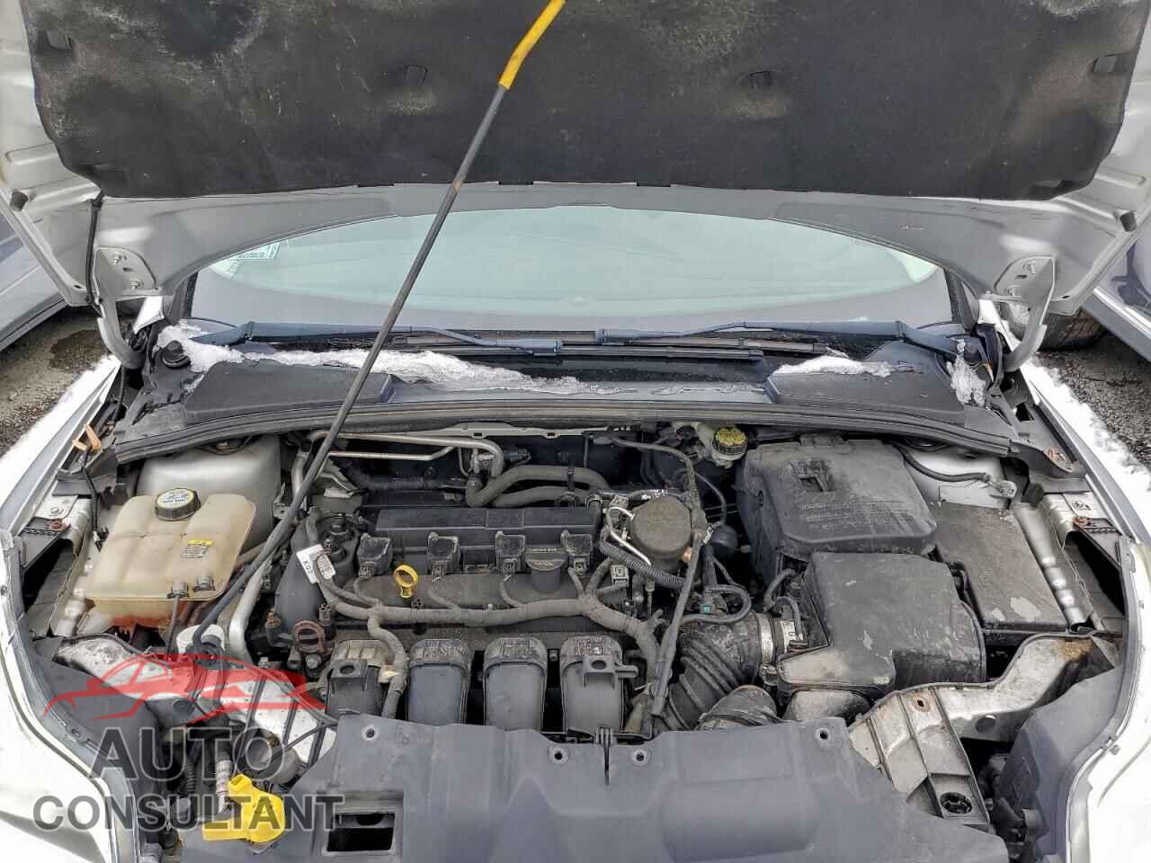 FORD FOCUS 2012 - 1FAHP3H27CL109246