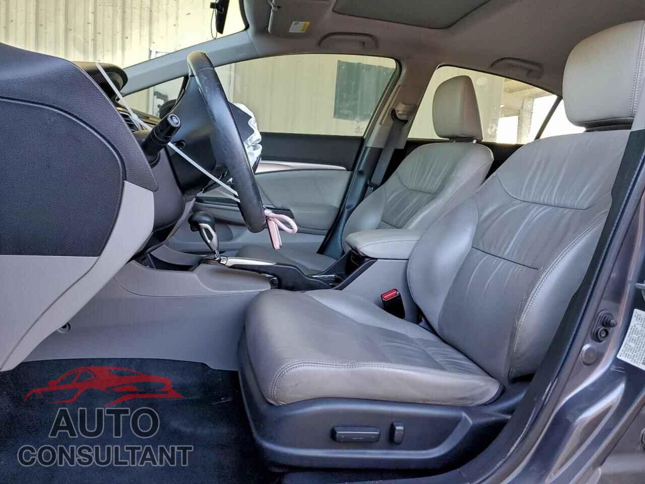 HONDA CIVIC 2015 - 2HGFB2F9XFH552827