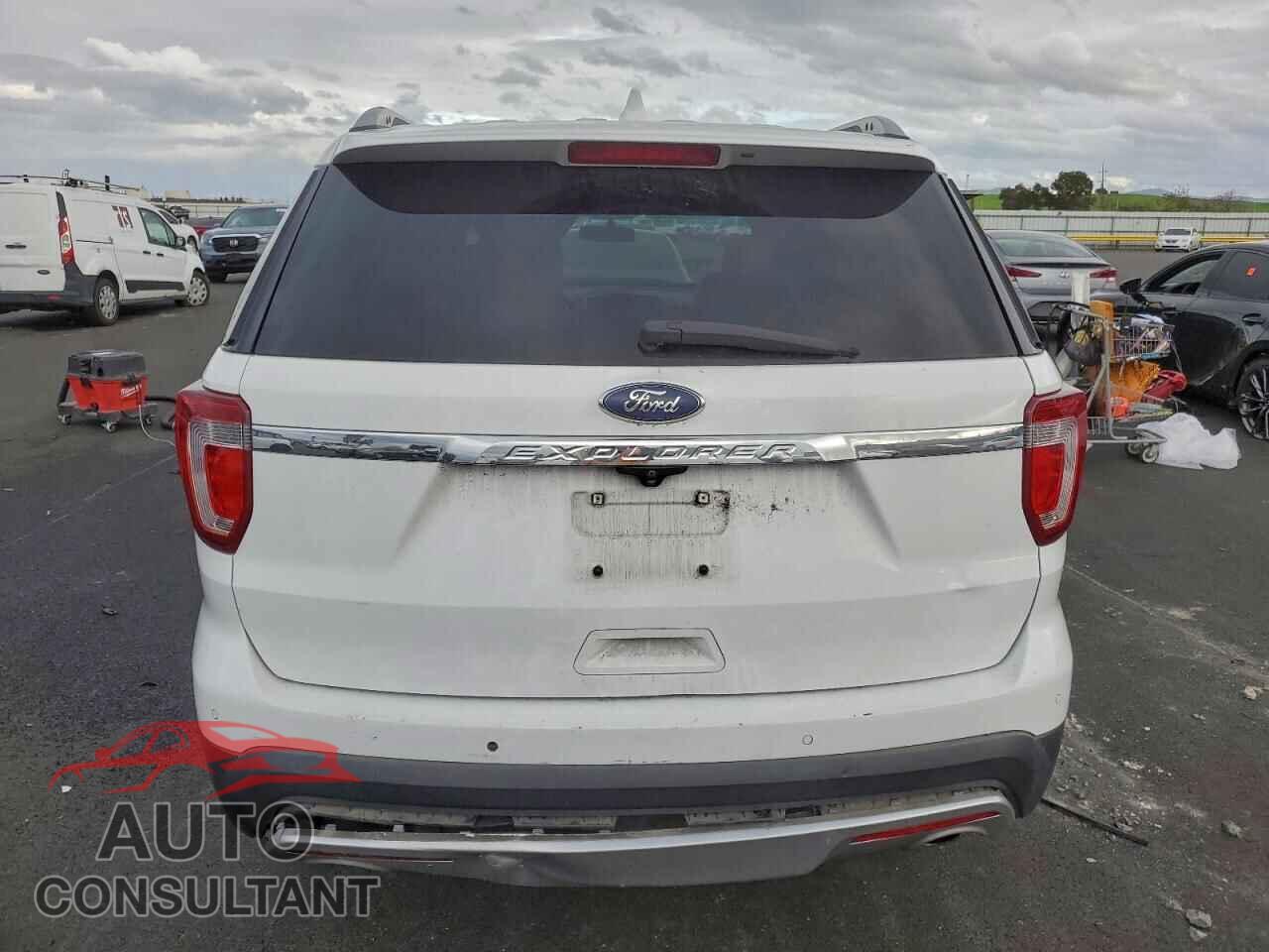 FORD EXPLORER 2017 - 1FM5K7D84HGA69930