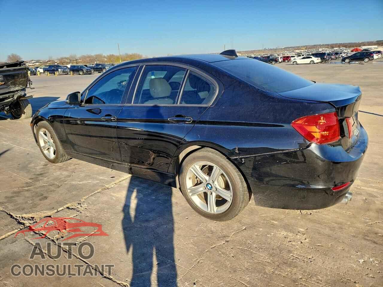 BMW 3 SERIES 2013 - WBA3A5C57DF355116