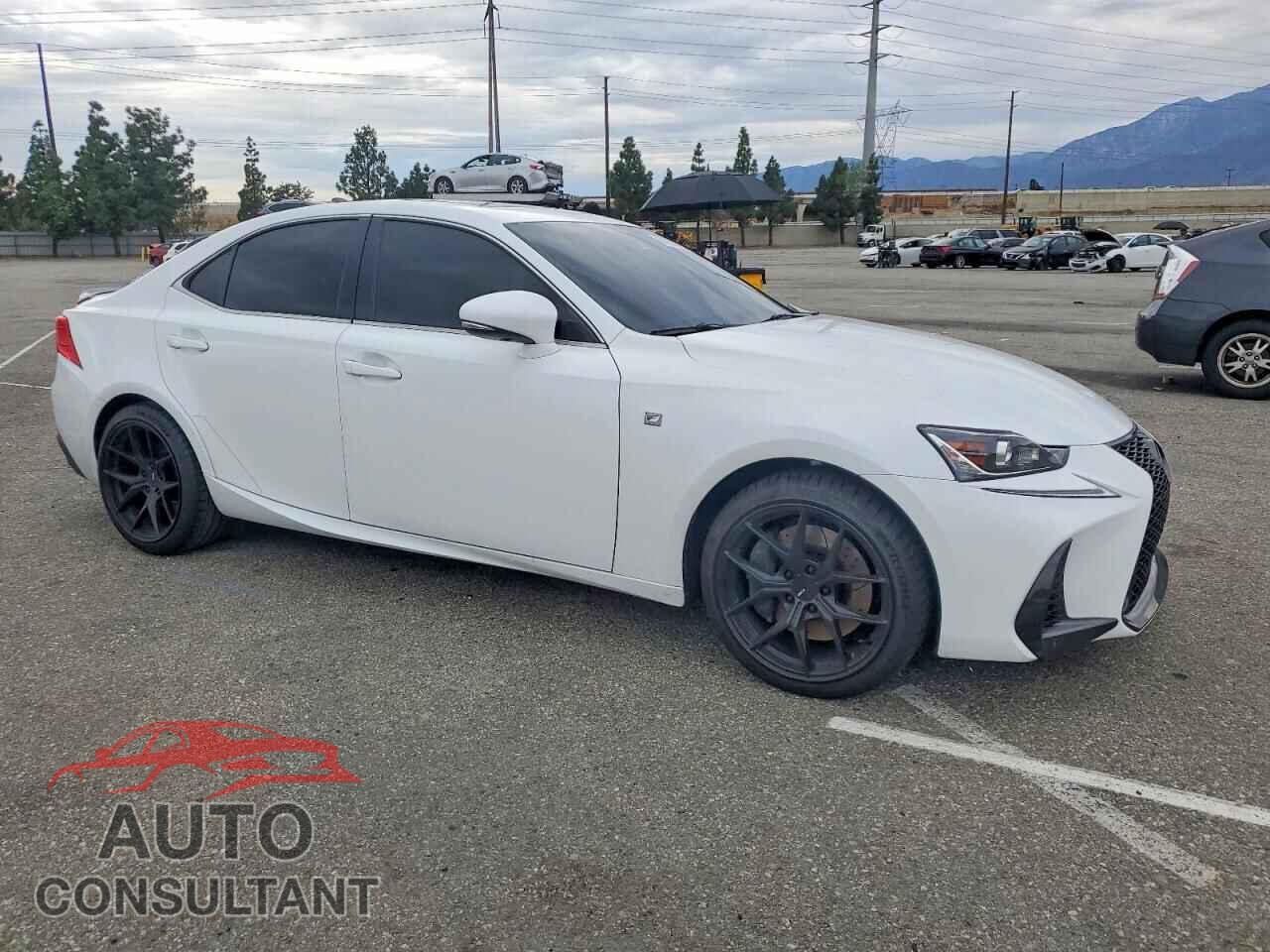 LEXUS IS 2017 - JTHBA1D29H5059049