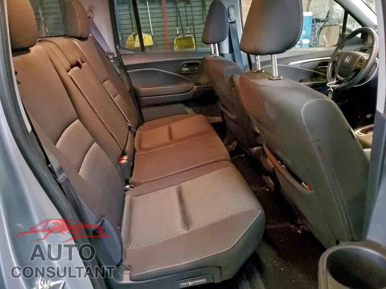 HONDA RIDGELINE 2017 - 5FPYK2F43HB003272