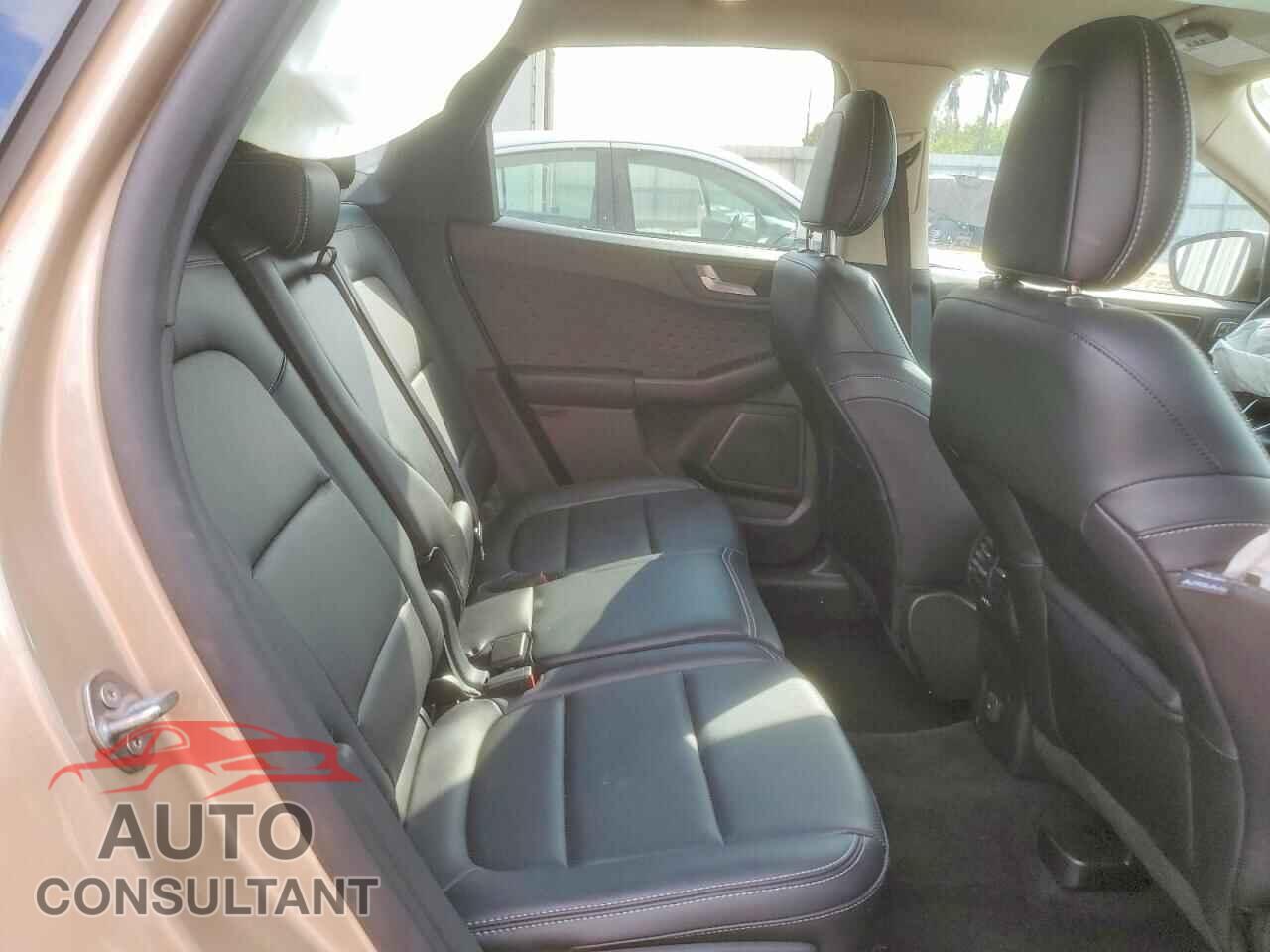 FORD ESCAPE 2020 - 1FMCU0H61LUA94070