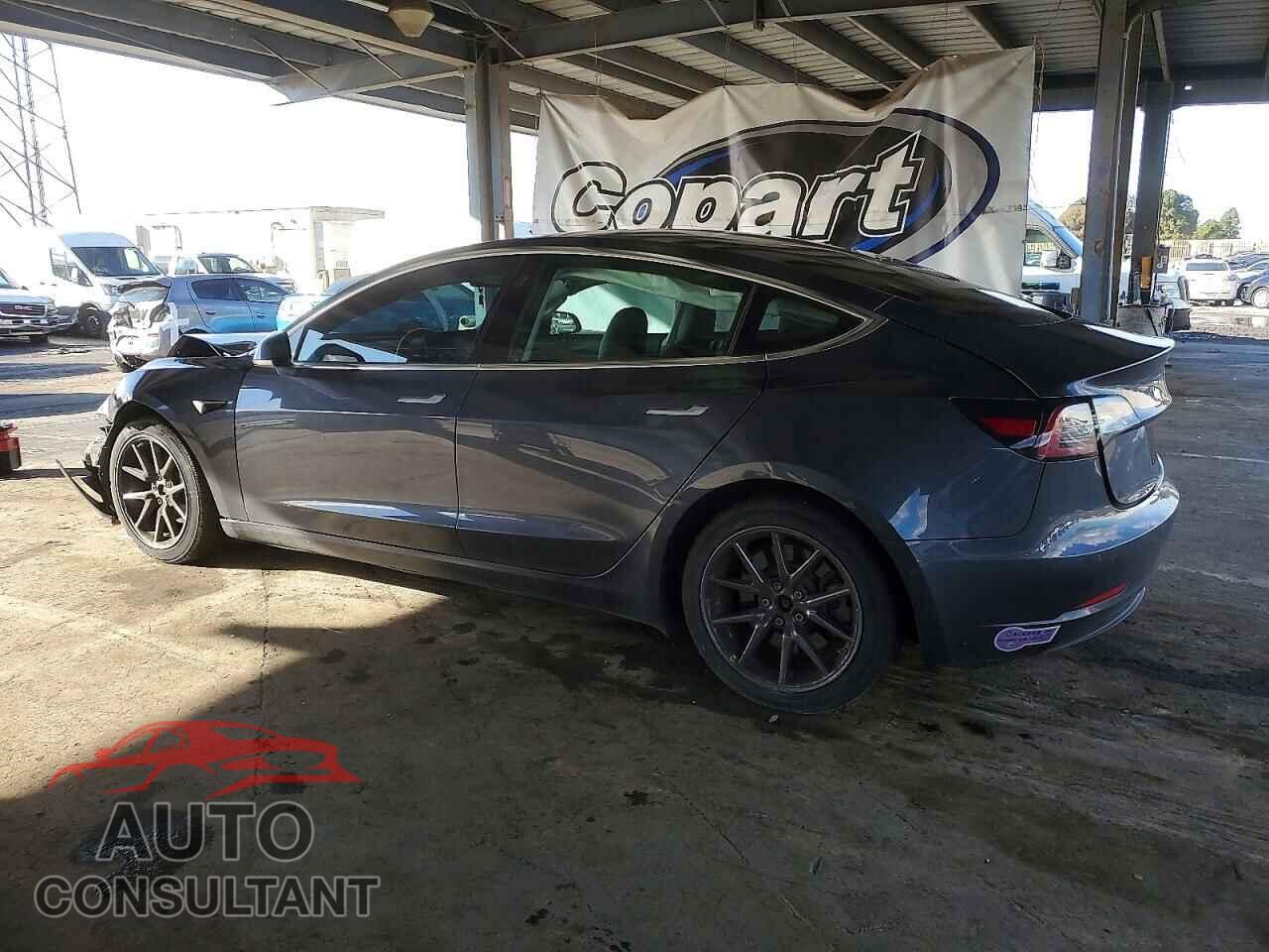 TESLA MODEL 3 2018 - 5YJ3E1EB9JF119506