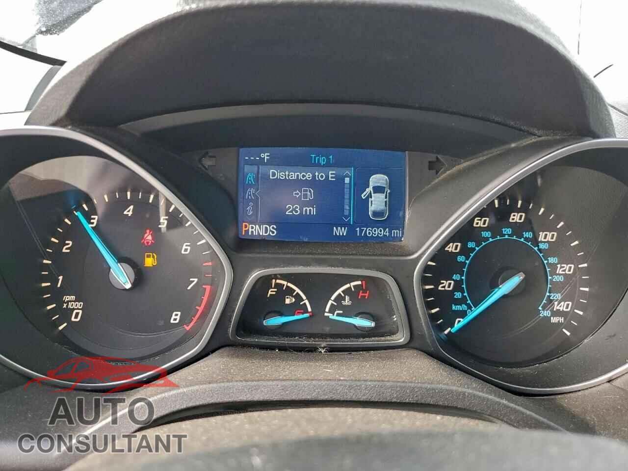 FORD ESCAPE 2015 - 1FMCU0F73FUB31264