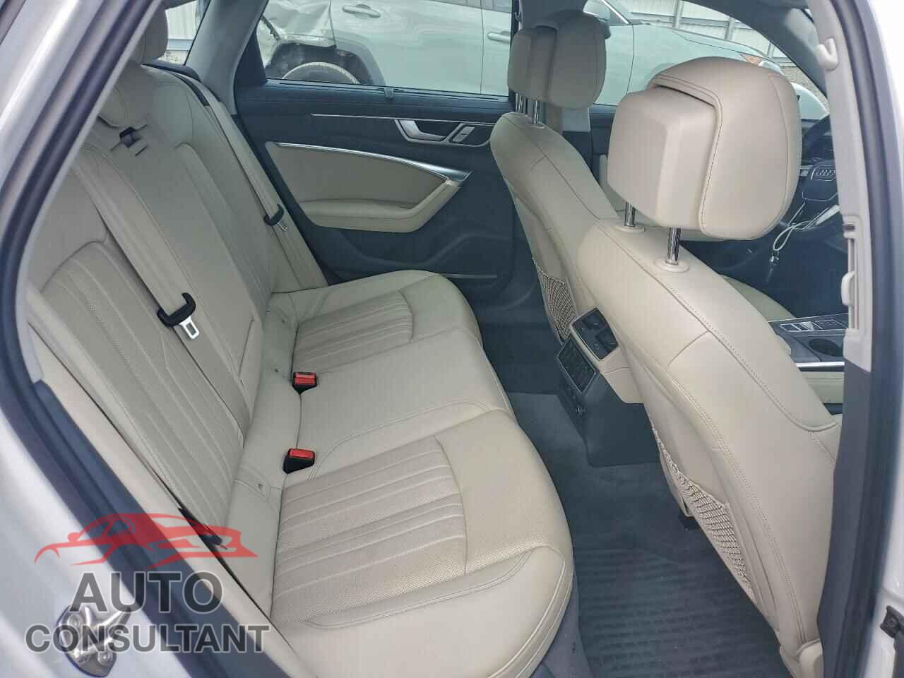 AUDI A6 2019 - WAUL2AF21KN079171