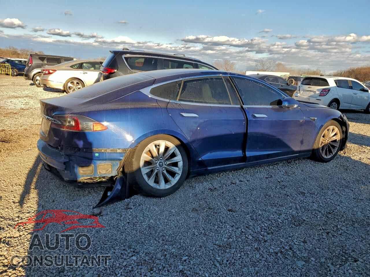 TESLA MODEL S 2018 - 5YJSA1E27JF296885