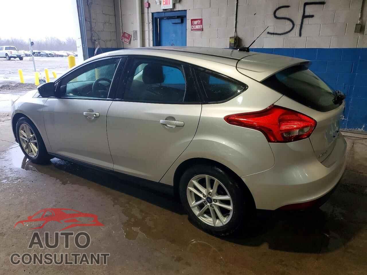 FORD FOCUS 2015 - 1FADP3K2XFL284053