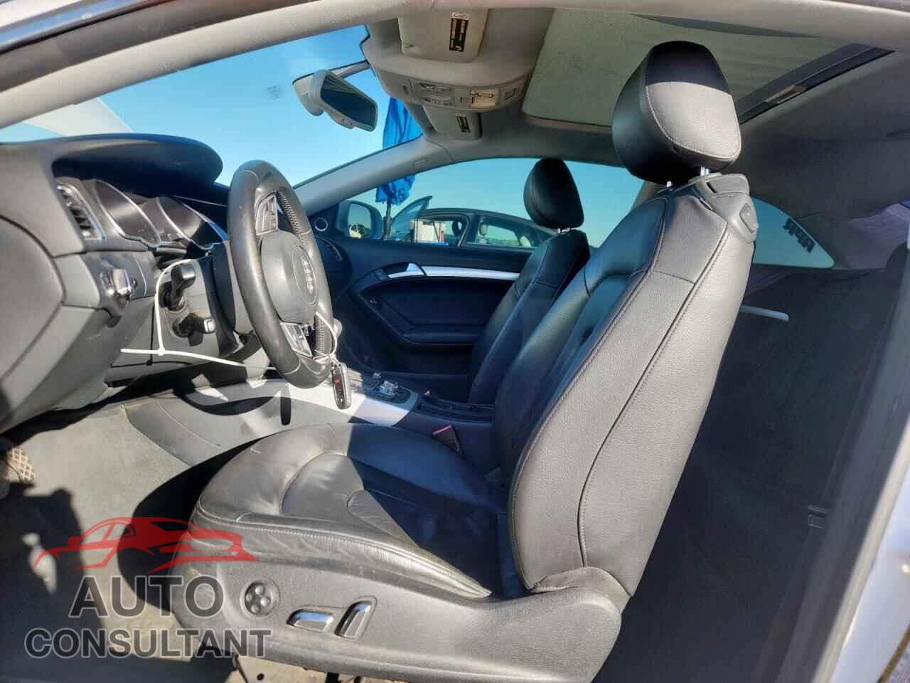 AUDI A5 2013 - WAULFAFR3DA001129