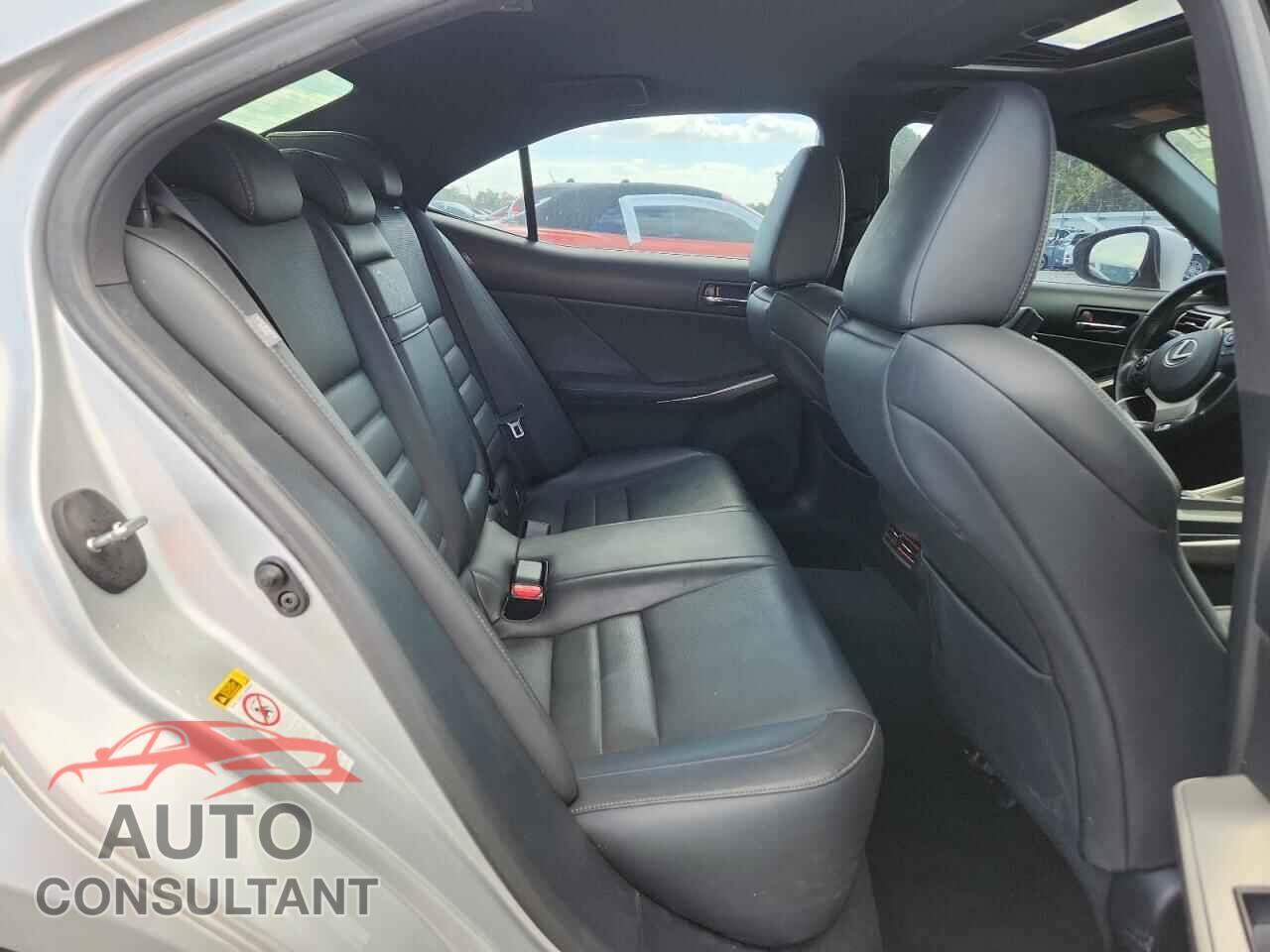 LEXUS IS 2015 - JTHBF1D24F5073469
