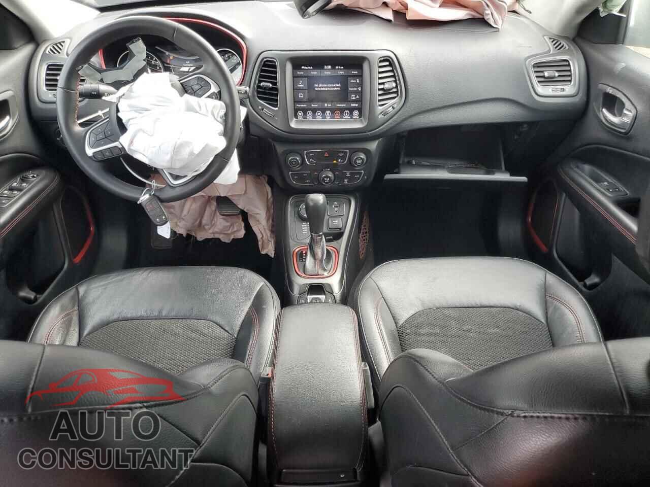 JEEP COMPASS 2021 - 3C4NJDDB2MT590636