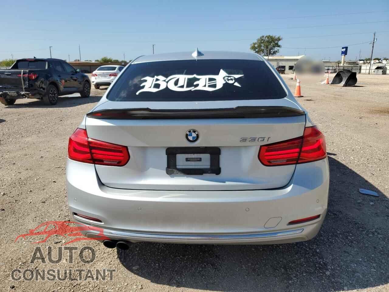 BMW 3 SERIES 2018 - WBA8B9C52JEE81754