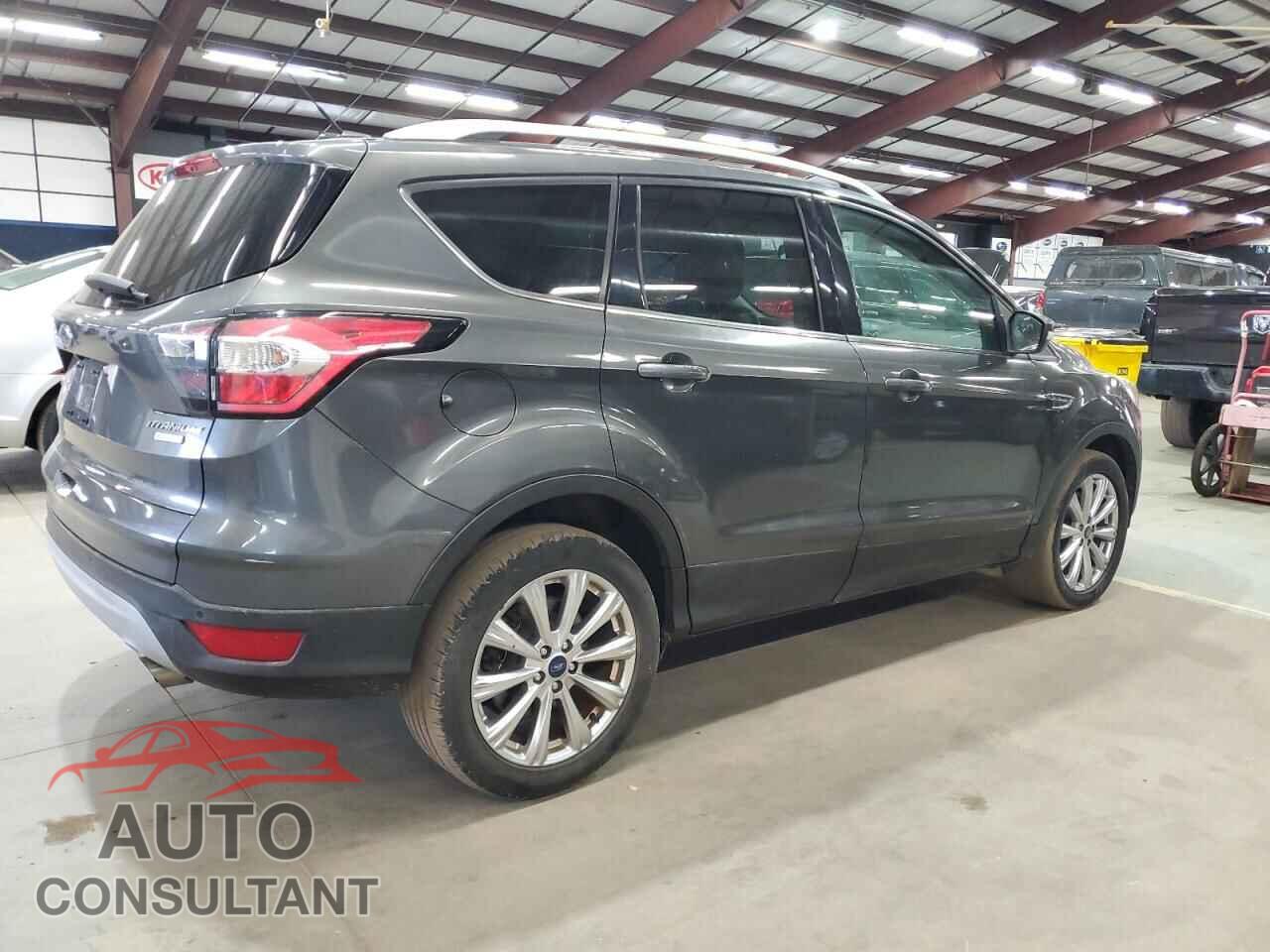 FORD ESCAPE 2017 - 1FMCU0J94HUB04019