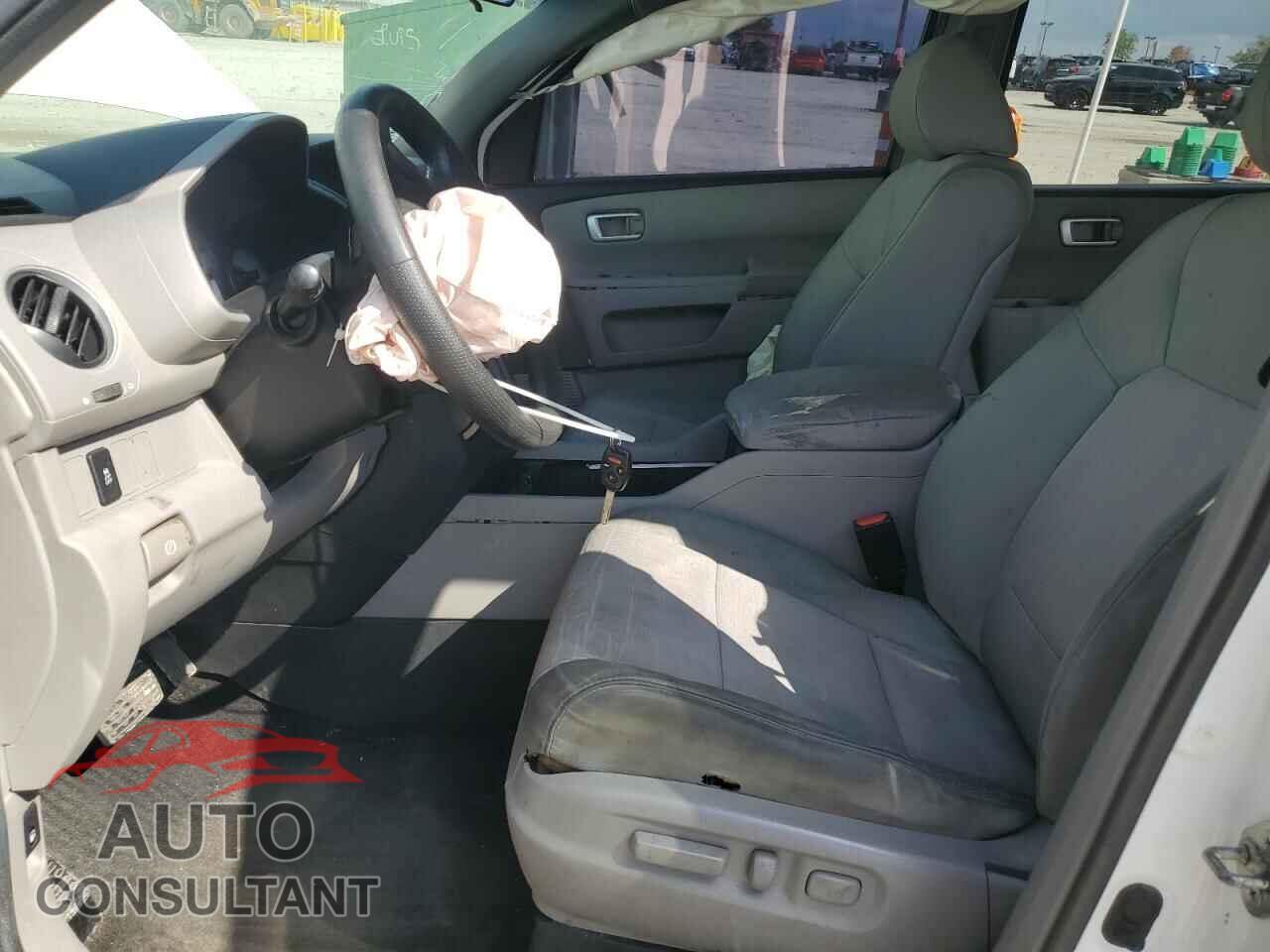 HONDA PILOT 2012 - 5FNYF4H44CB077721