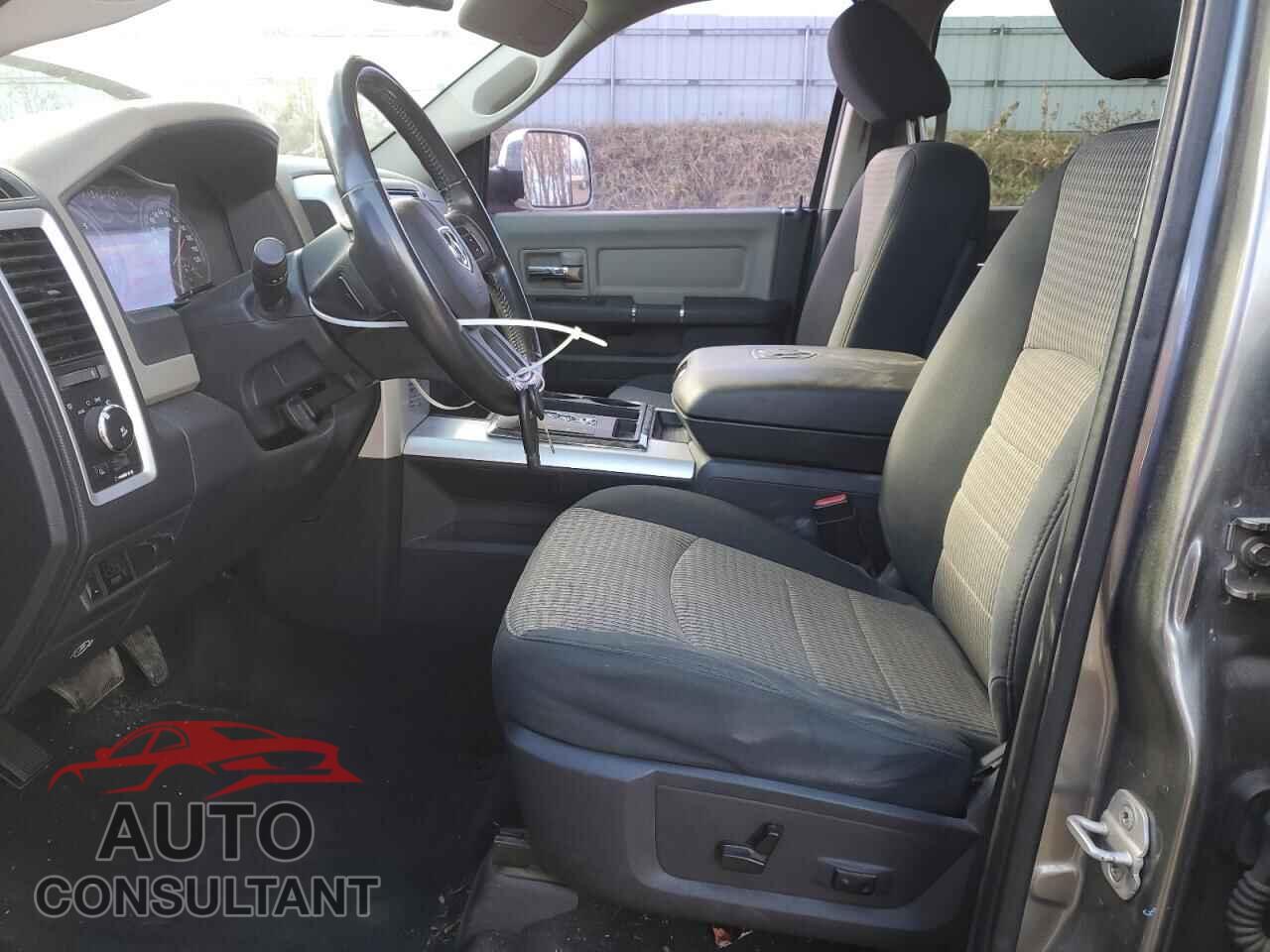 DODGE RAM 1500 2012 - 1C6RD7LT2CS287741