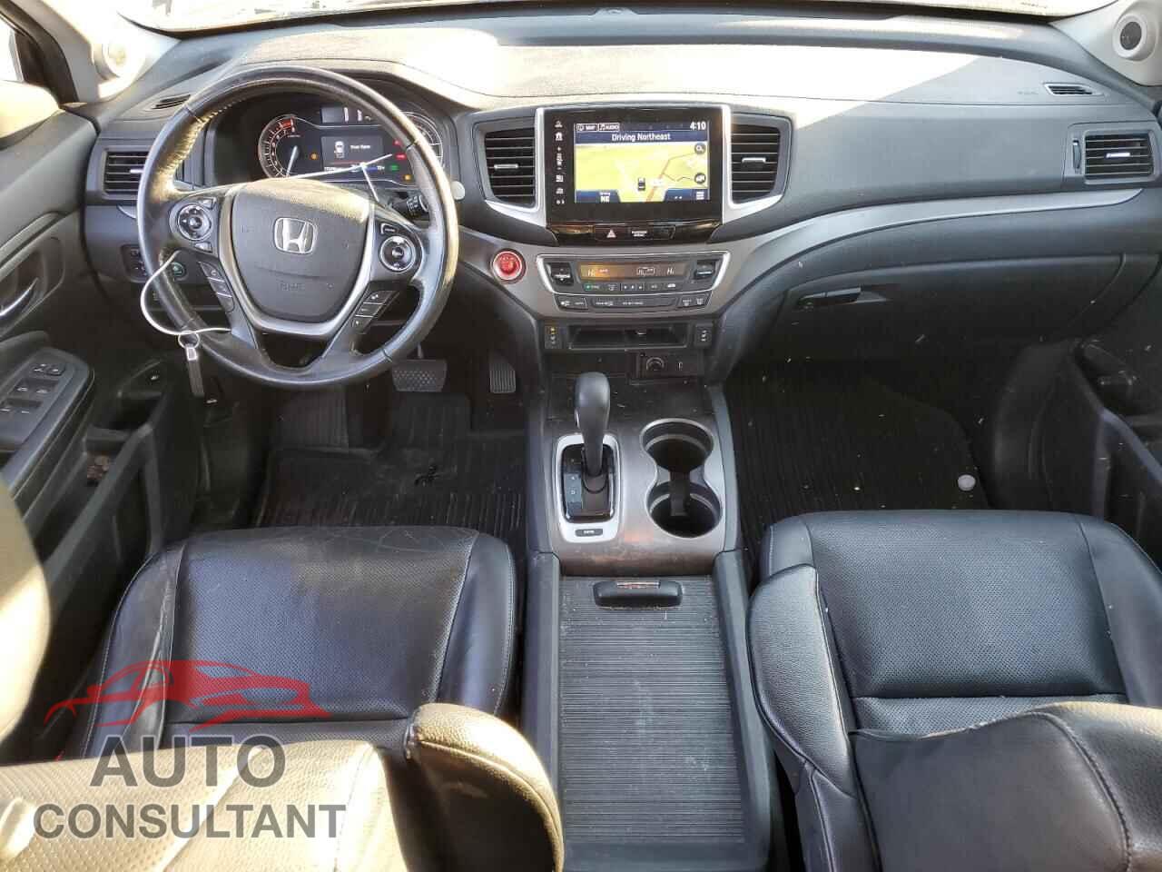 HONDA RIDGELINE 2017 - 5FPYK2F63HB008196