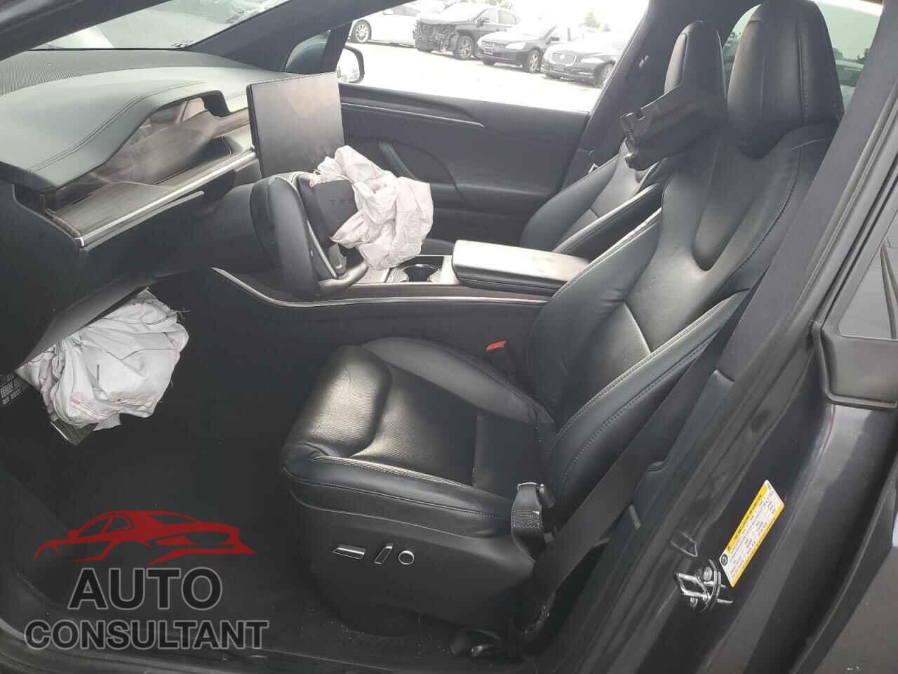 TESLA MODEL X 2023 - 7SAXCBE59PF378533