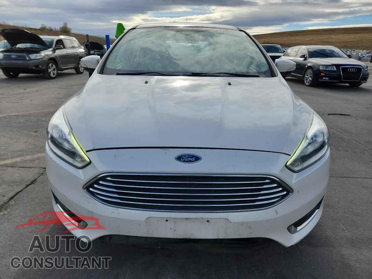 FORD FOCUS 2016 - 1FADP3N24GL275751