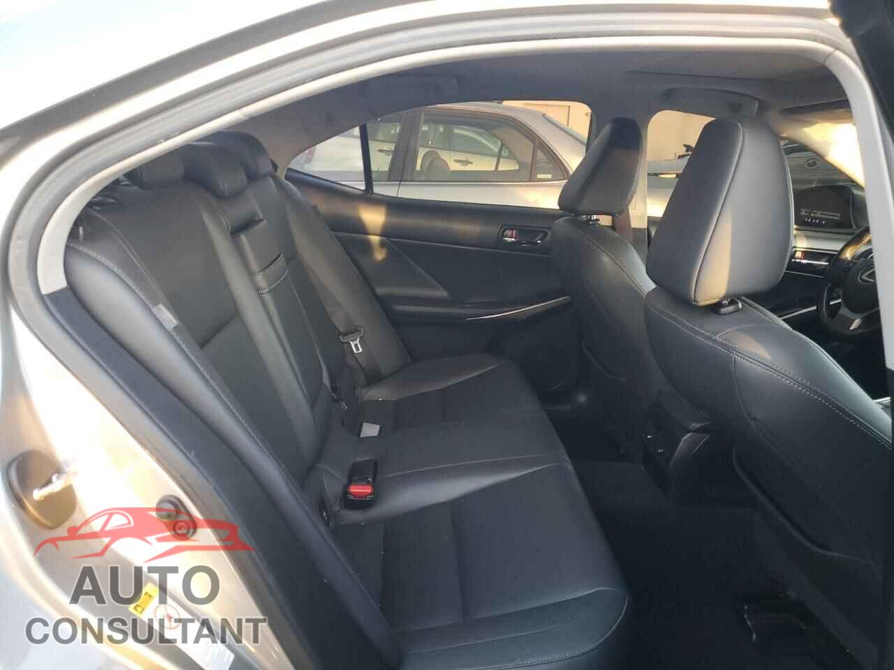 LEXUS IS 2015 - JTHBF1D20F5074294