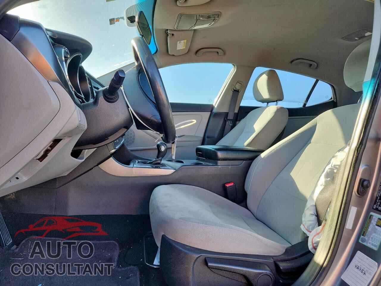 KIA OPTIMA 2013 - 5XXGM4A70DG159272