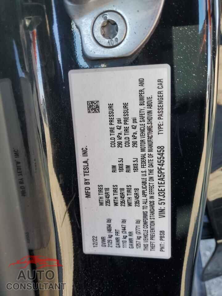 TESLA MODEL 3 2023 - 5YJ3E1EA5PF455458