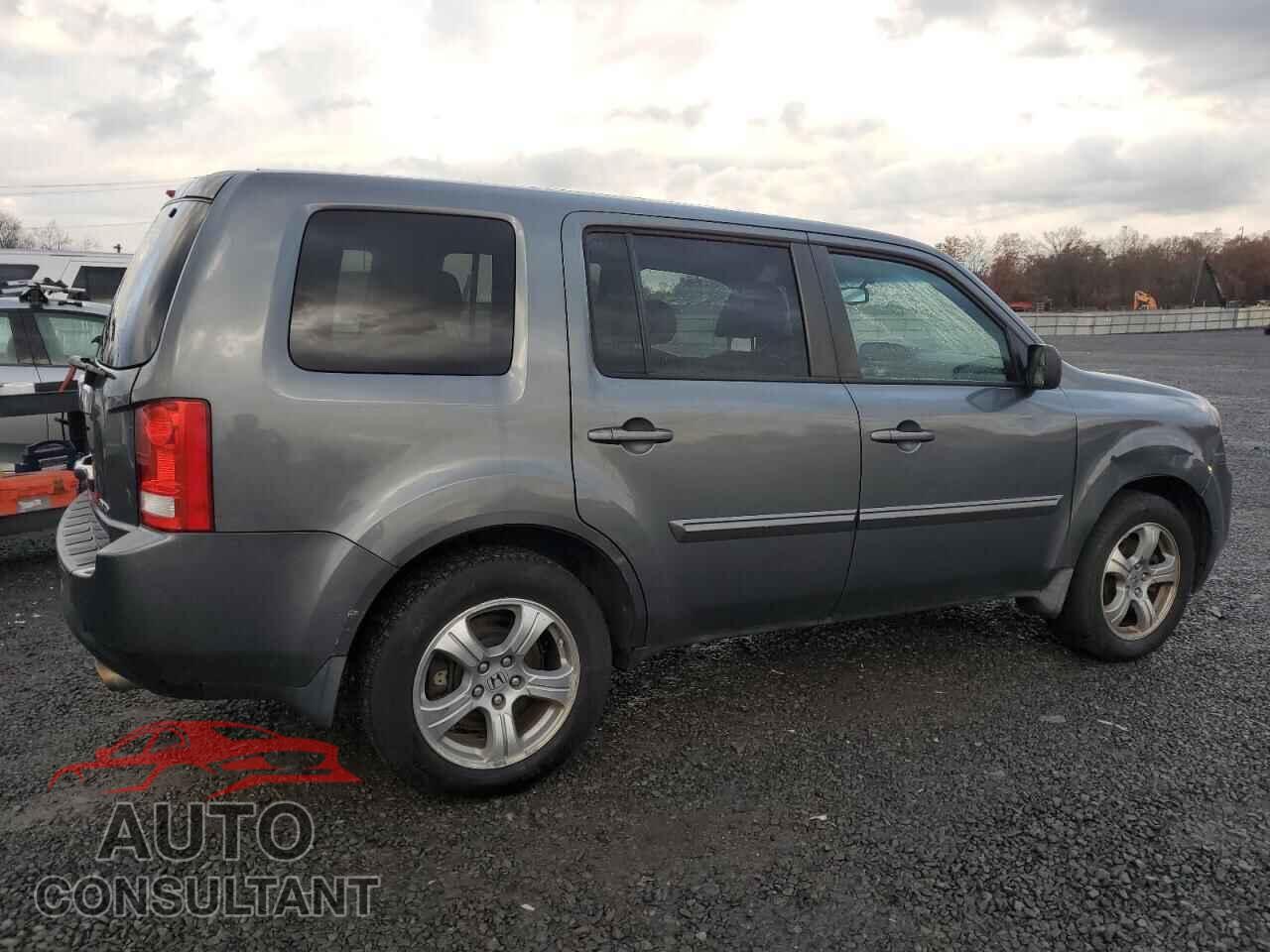 HONDA PILOT 2012 - 5FNYF4H71CB045674