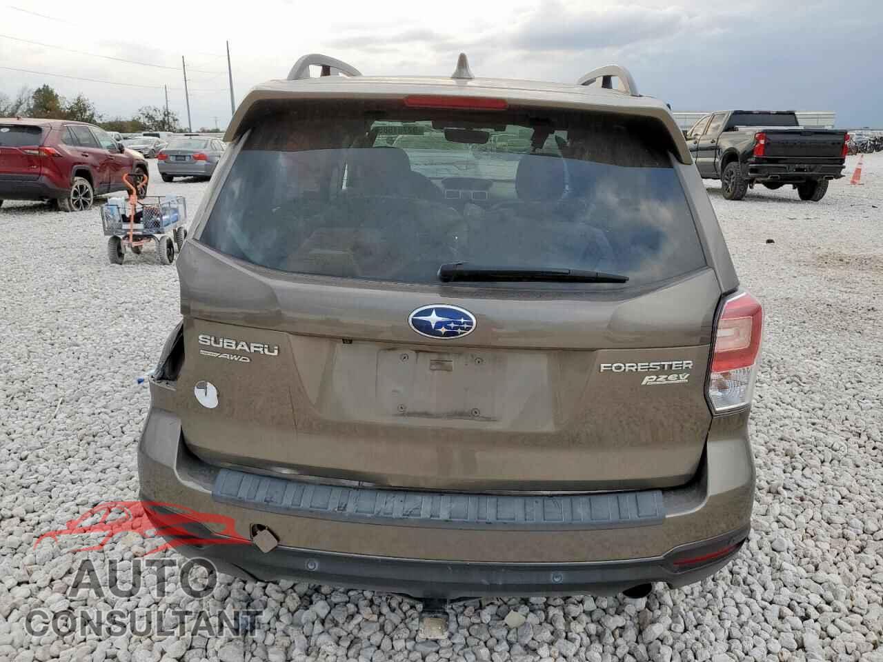 SUBARU FORESTER 2017 - JF2SJAWC5HH423829