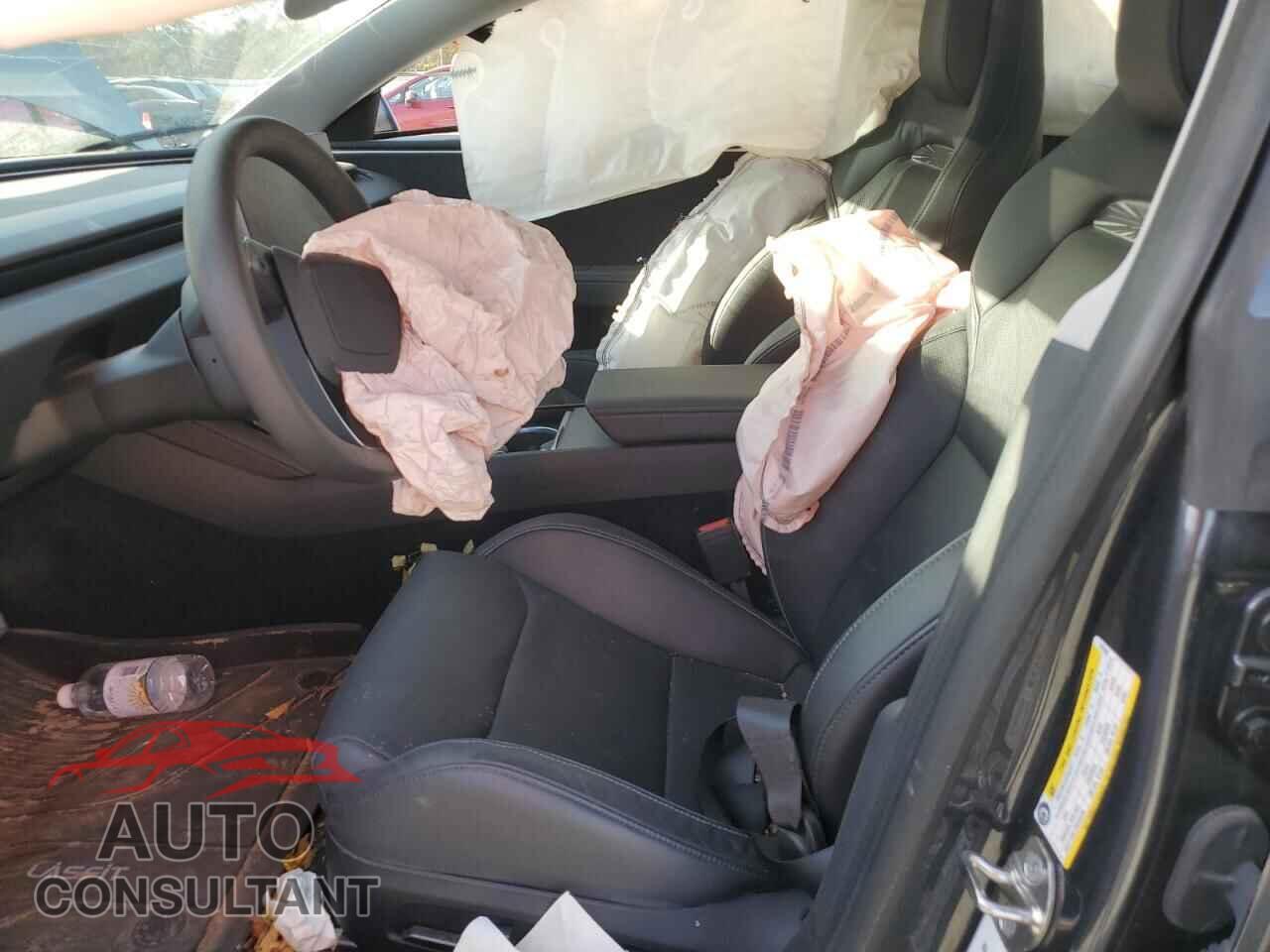 TESLA MODEL 3 2024 - 5YJ3E1ET1RF842089
