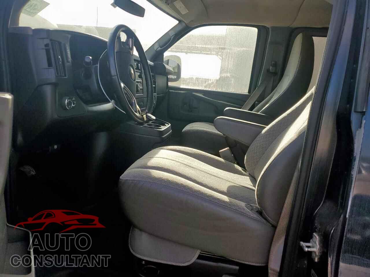 CHEVROLET EXPRESS 2012 - 1GAWGRFA0C1119359