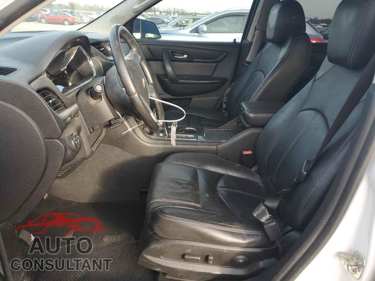 CHEVROLET TRAVERSE 2017 - 1GNKRHKD3HJ121597