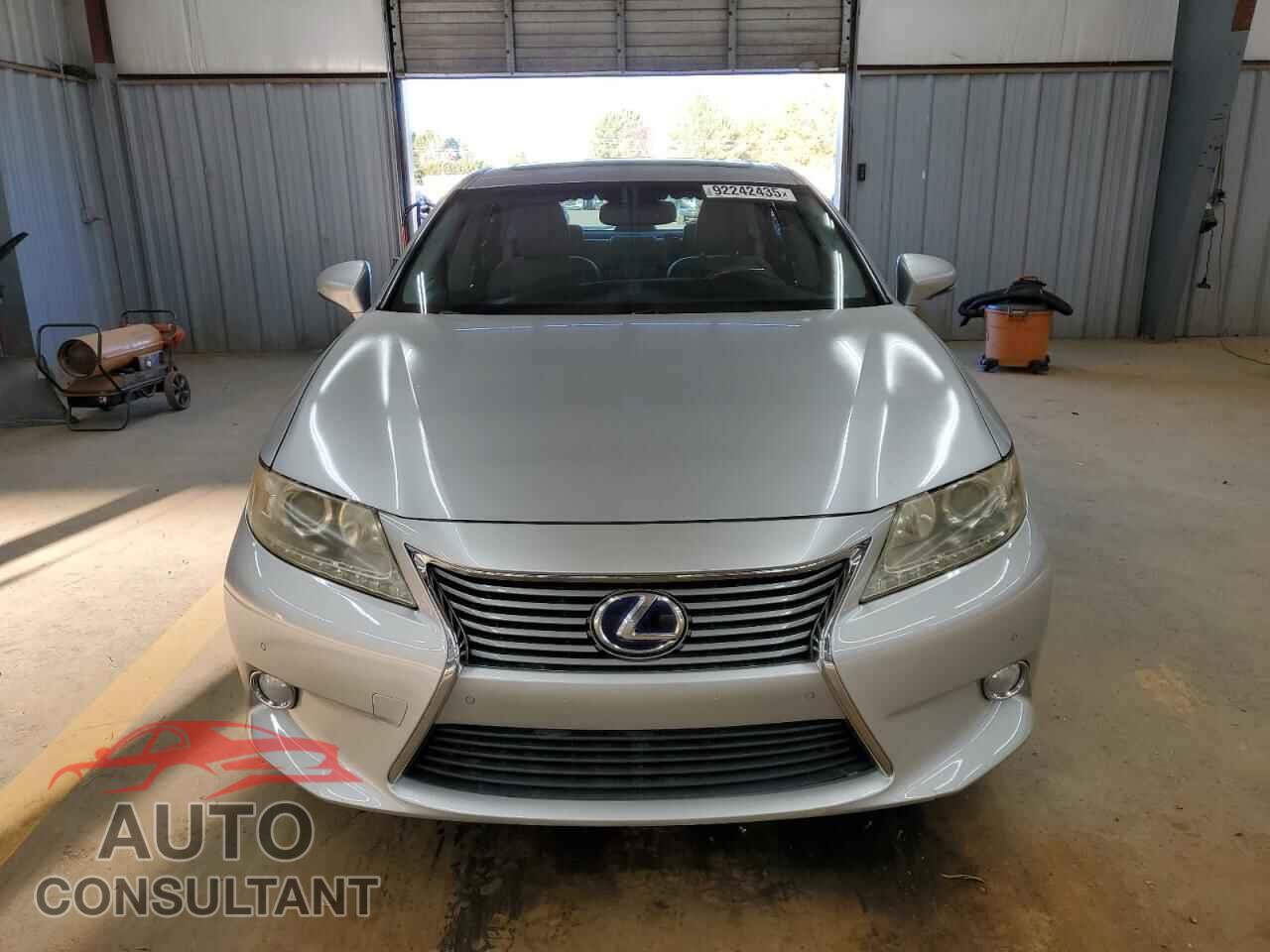 LEXUS ES300 2013 - JTHBW1GGXD2010608