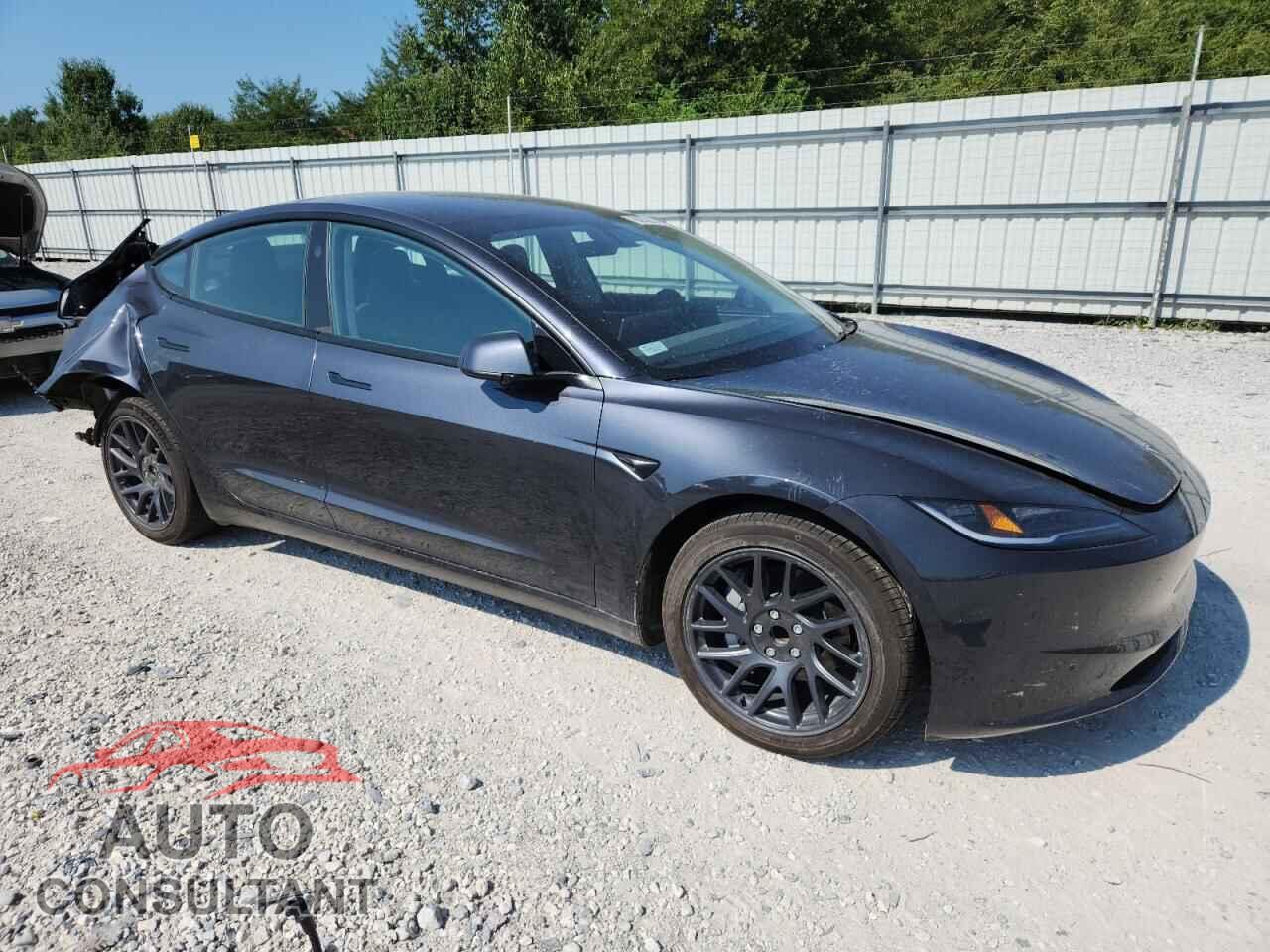 TESLA MODEL 3 2025 - 5YJ3E1EA3SF999952