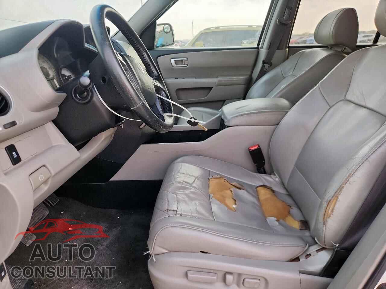 HONDA PILOT 2012 - 5FNYF3H56CB006894