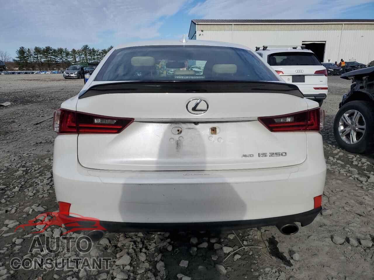 LEXUS IS 2015 - JTHCF1D20F5017727