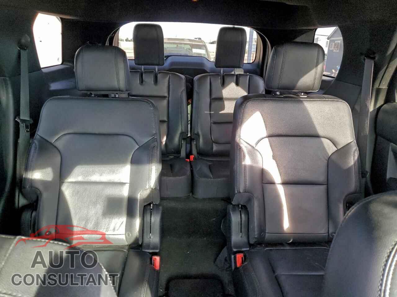 FORD EXPLORER 2018 - 1FM5K7D89JGA25251