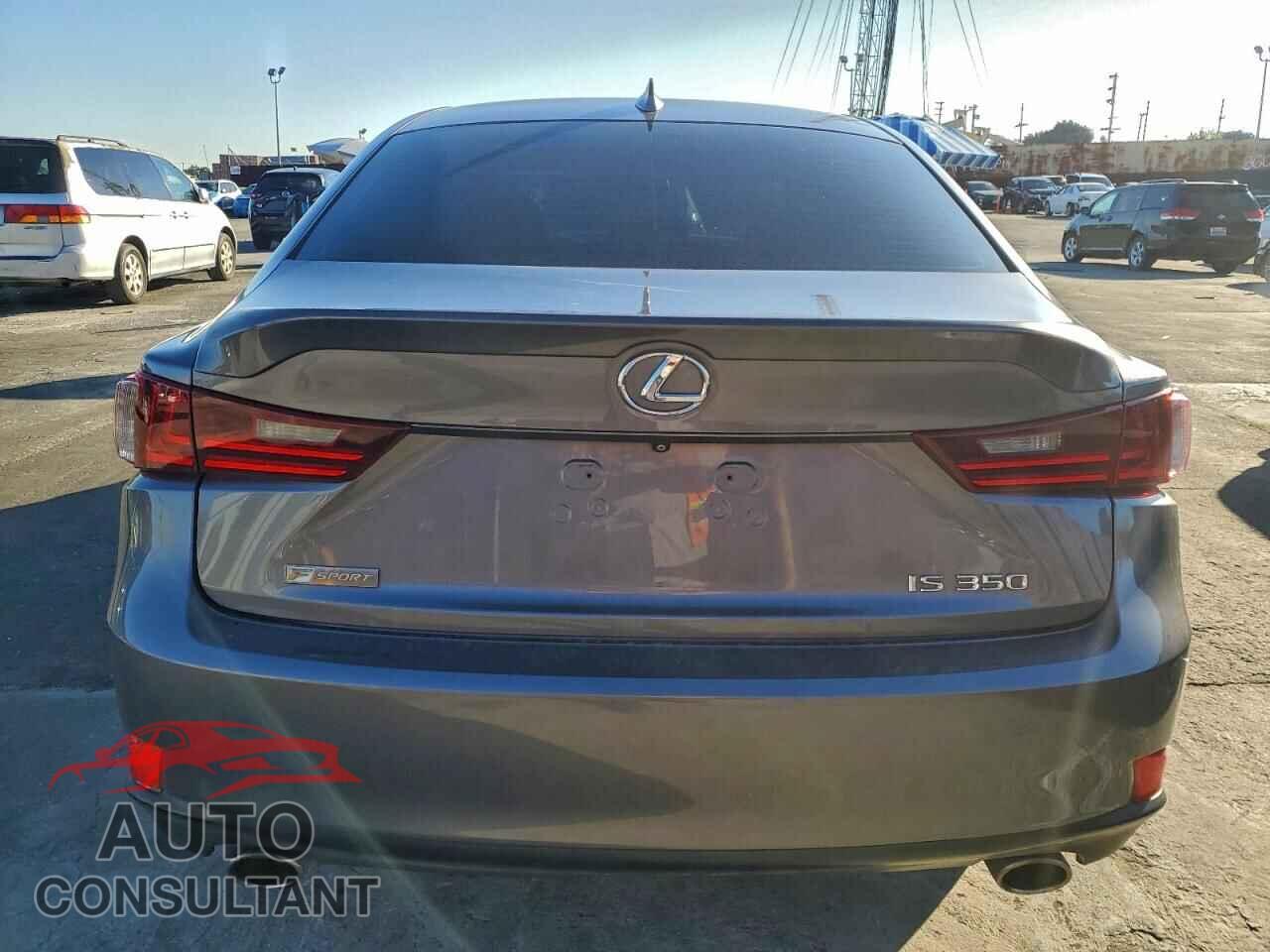 LEXUS IS 2015 - JTHBE1D29F5015201